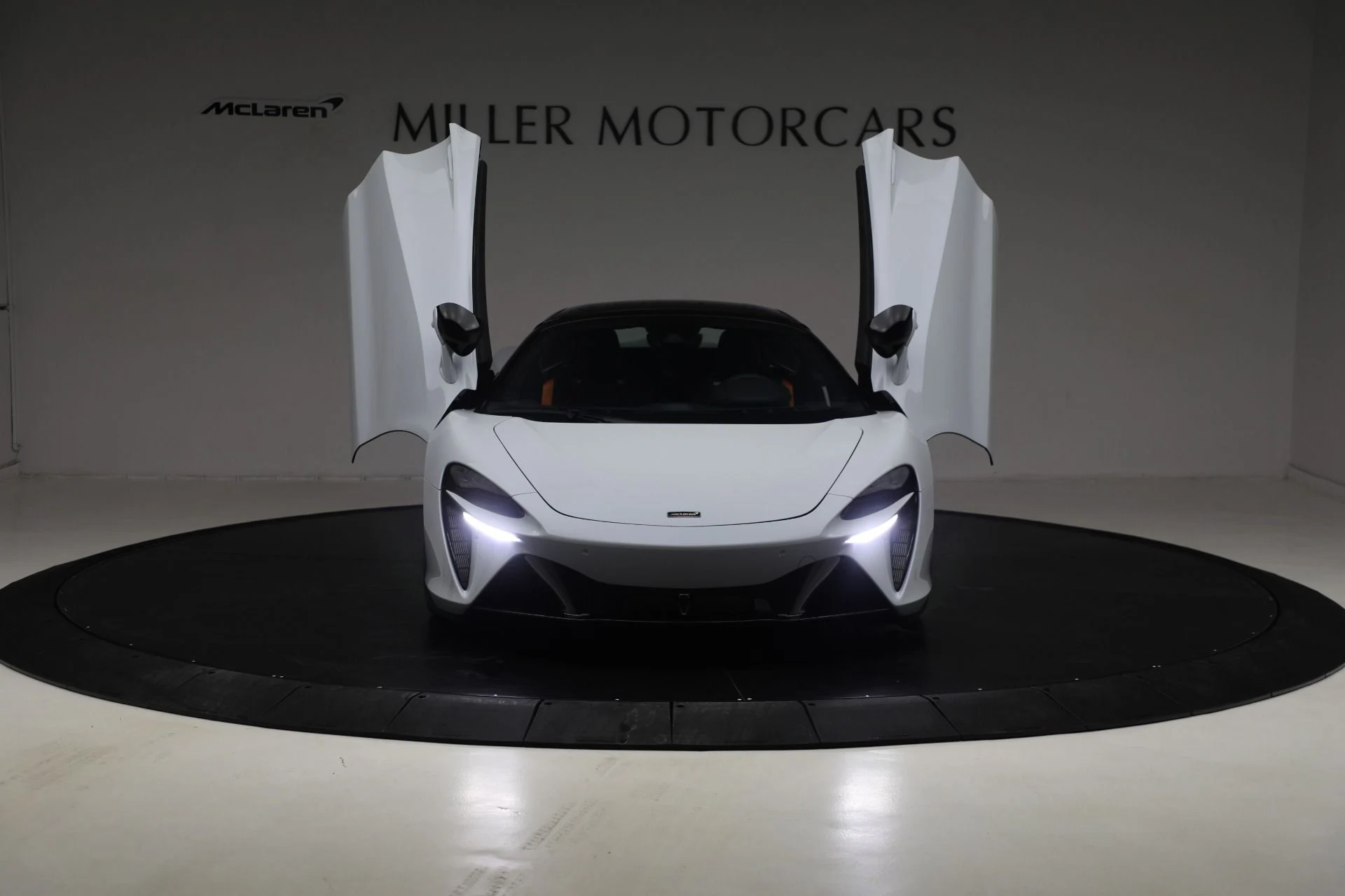 mph012_1330269873_New_2025_Mc_Laren_Artura_Spider_Tech_Lux_3cb2d5c591