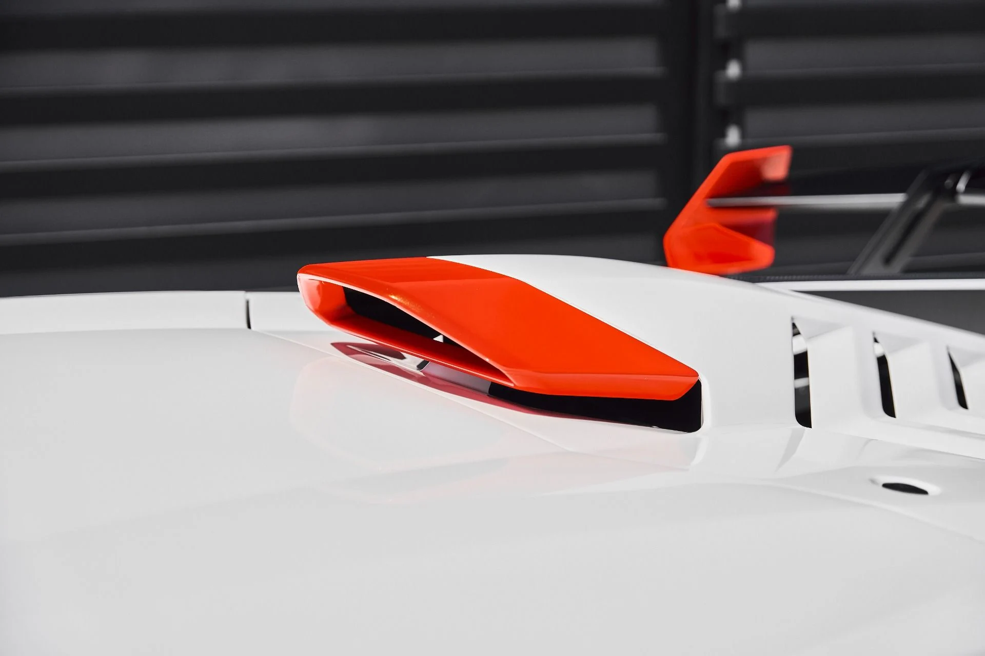 mph012_1338294022_Used_2024_Lamborghini_Huracan_STO_Base_1775782792_5acbd7ef9a