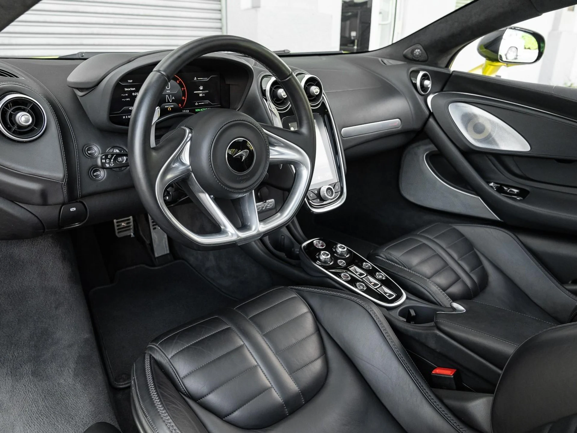 mph012_134430423_Used_2025_Mc_Laren_GTS_Tech_Lux_1765577124_112f56dc86