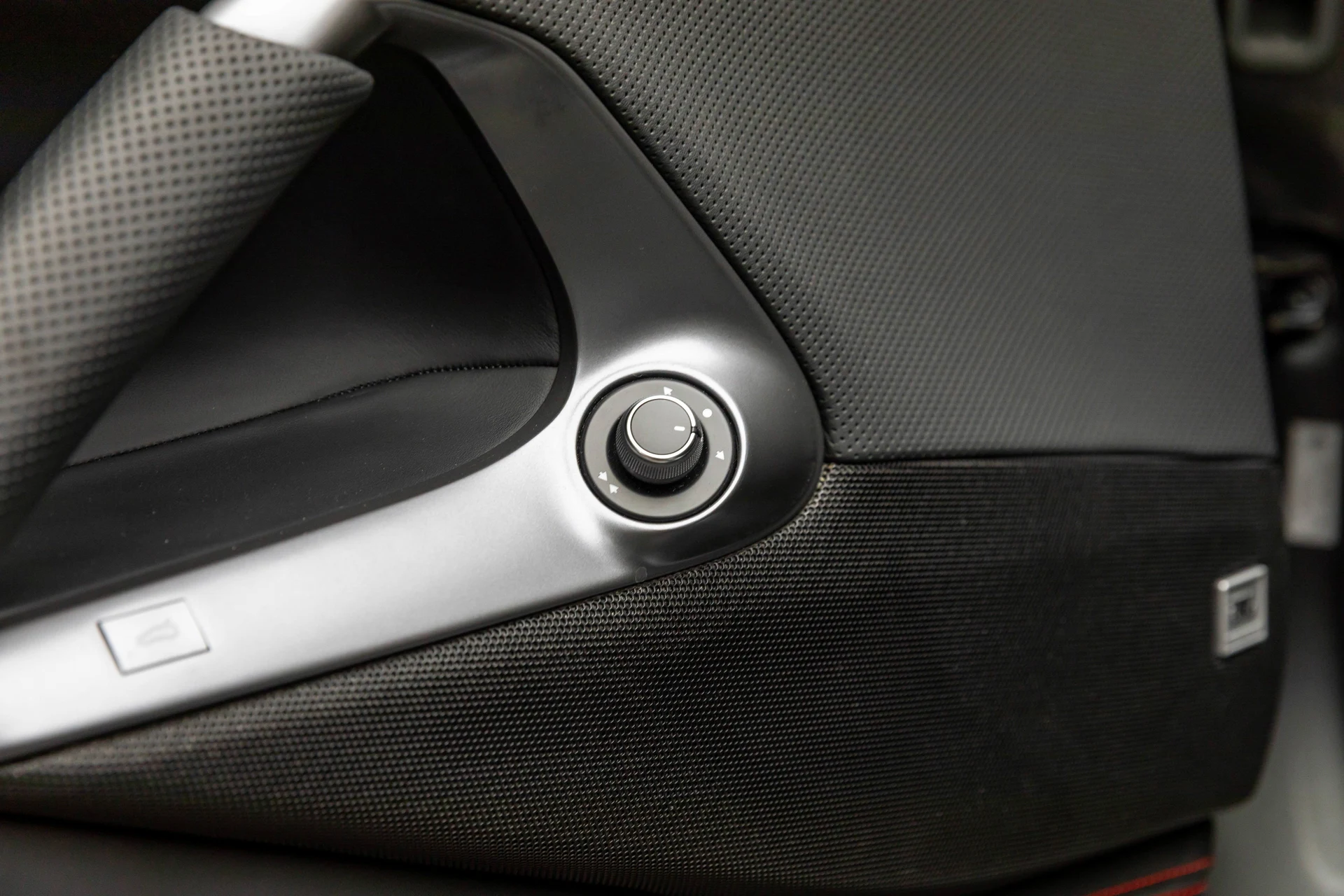 mph012_1345541132_d52f269e73fc4311ba6f39bae9125e10_812dfc98f8