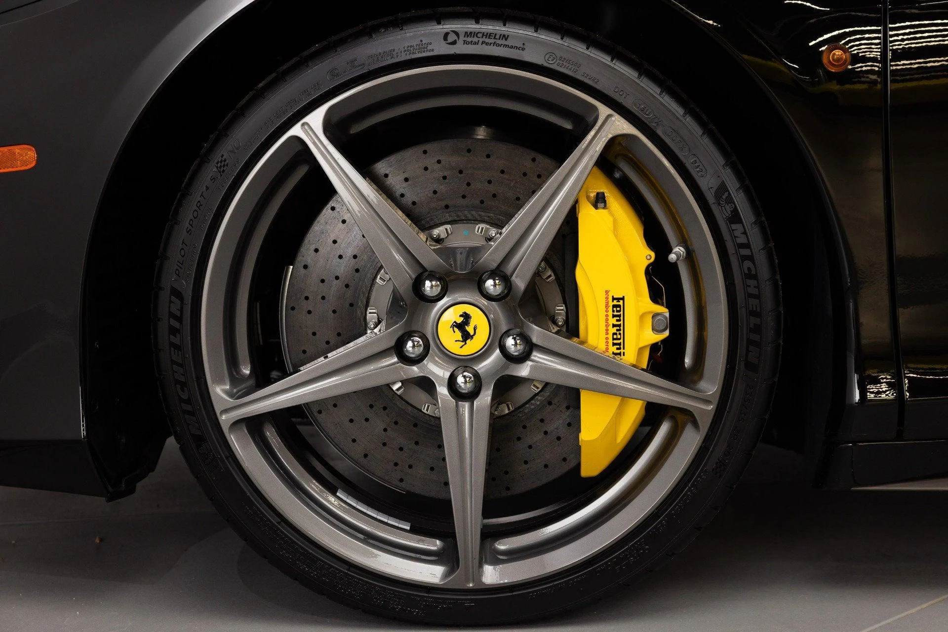 mph012_1347482960_Used_2015_Ferrari_458_Italia_1784296480_155c4c7bda