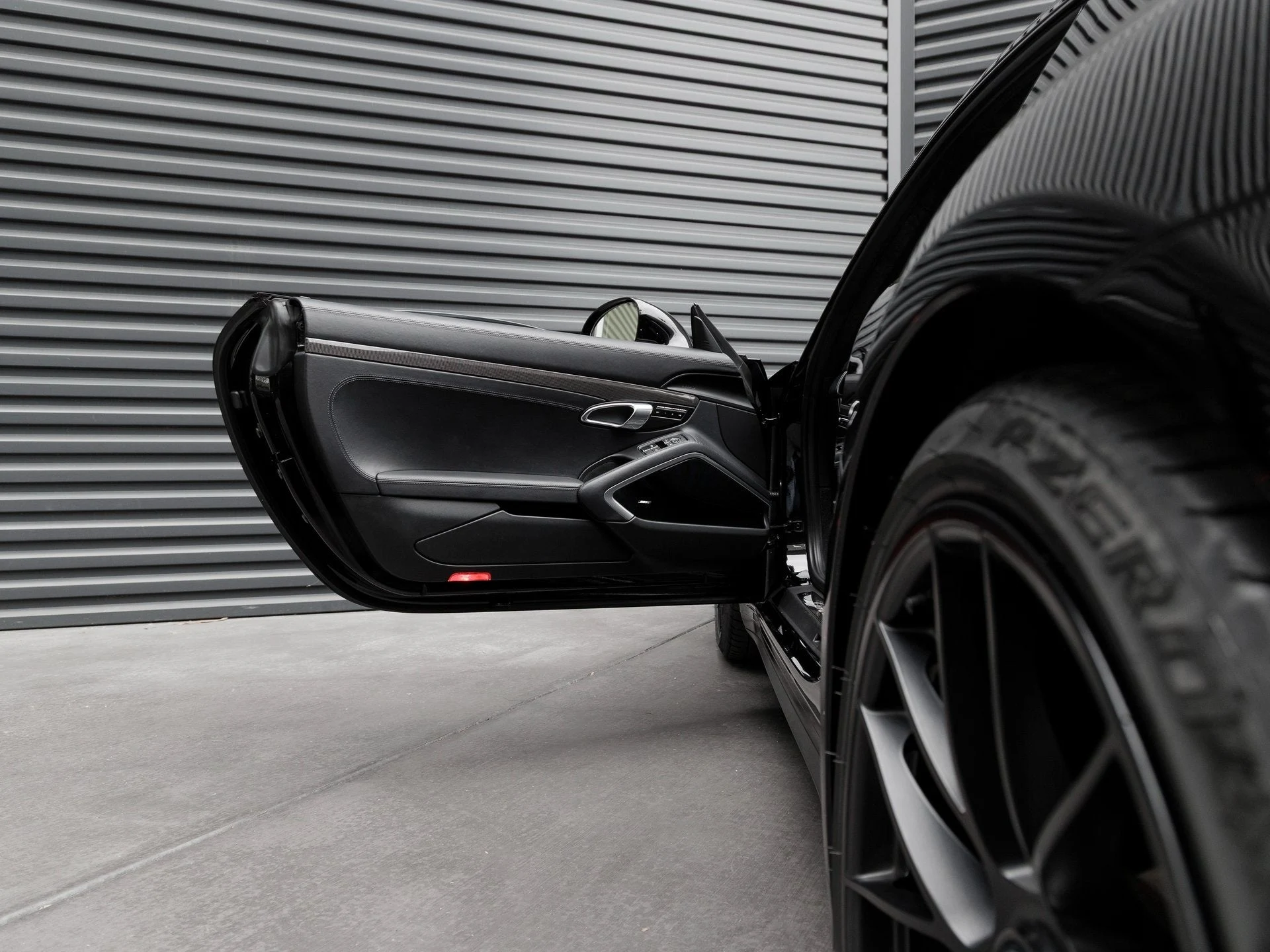 mph012_1372448115_13_feef1d5088