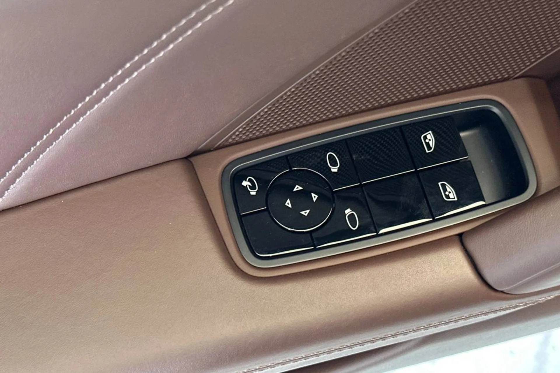 mph012_1377617271_1280_71fc8f98b3