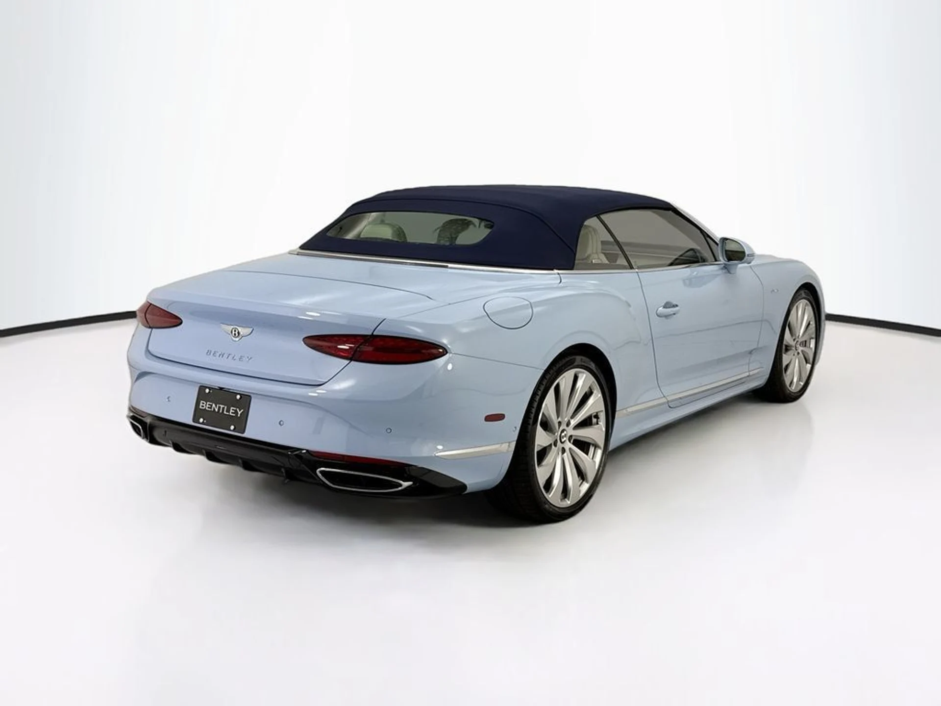 mph012_137871020_new_2026_bentley_continental_gtc_8119_23033468_13_1024_abb904be60