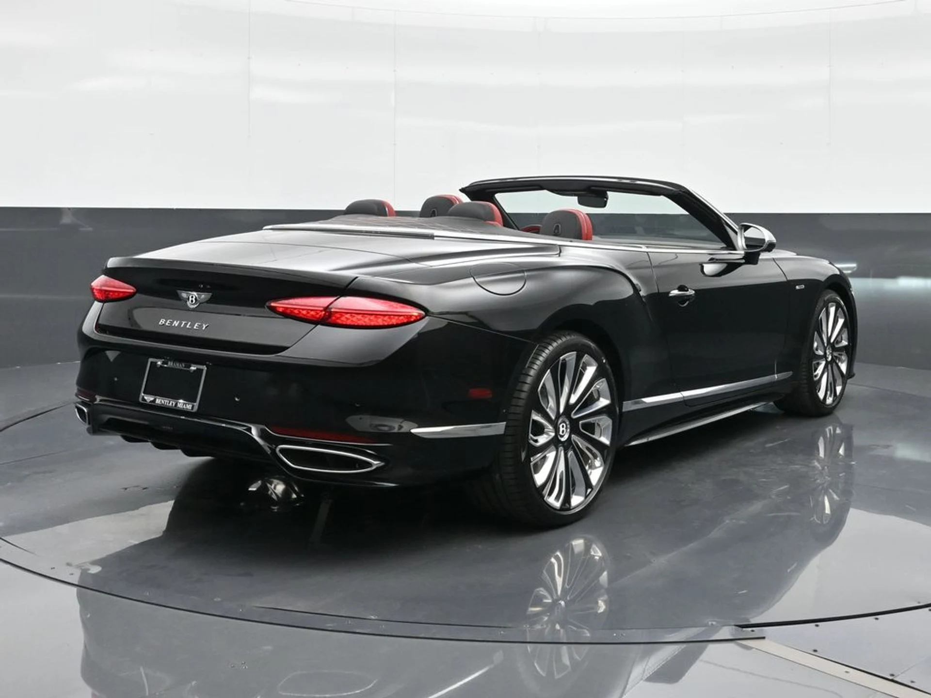 mph012_1385244491_3947a8041c182fe41bfbef4e666eb322x_5803f31db4