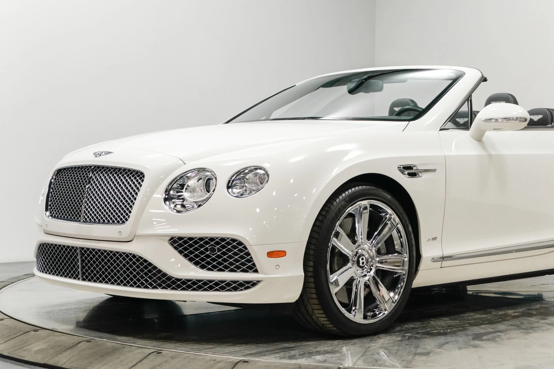 mph012_1389883930_Used_2016_Bentley_Continental_GT_W12_1765815646_aec12a4c7a