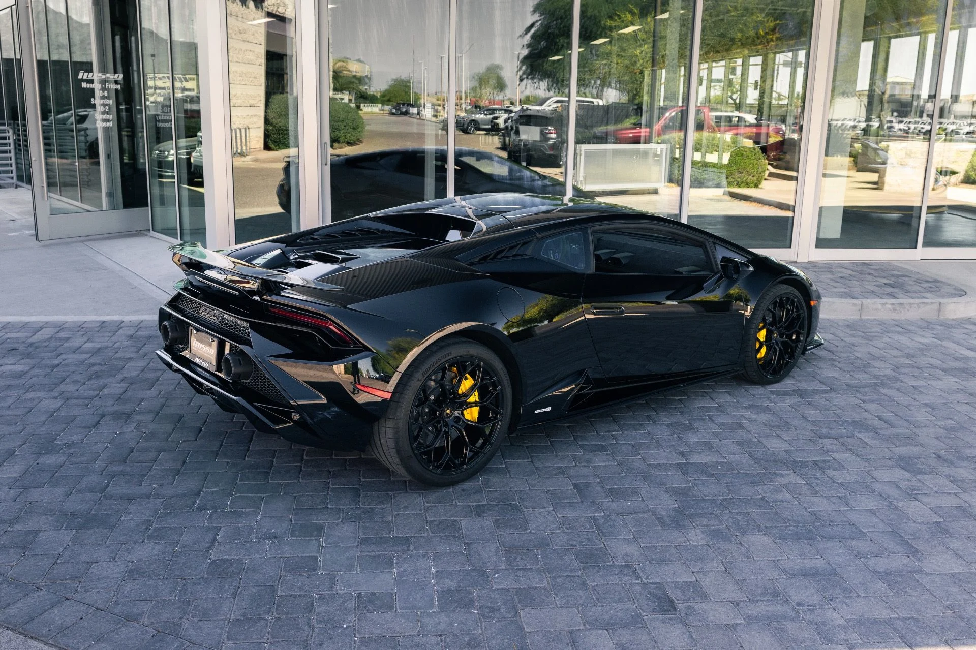 mph012_1396372836_Used_2024_Lamborghini_Huracan_Tecnica_1774294523_7d5f67d3c2