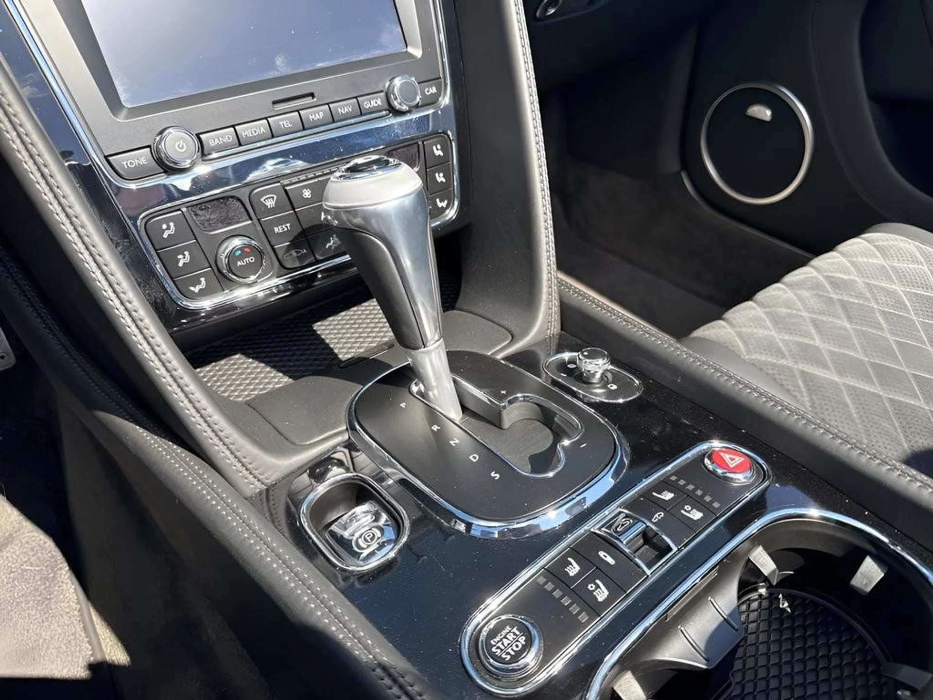 mph012_139678352_1a902be17b184e629deee260f39e72d9_b0b3ca7fb1