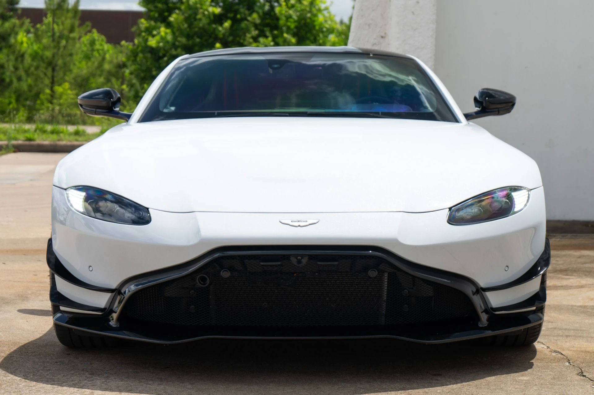 mph012_1399865303_Used_2019_Aston_Martin_Vantage_1777043829_02a194b9d3