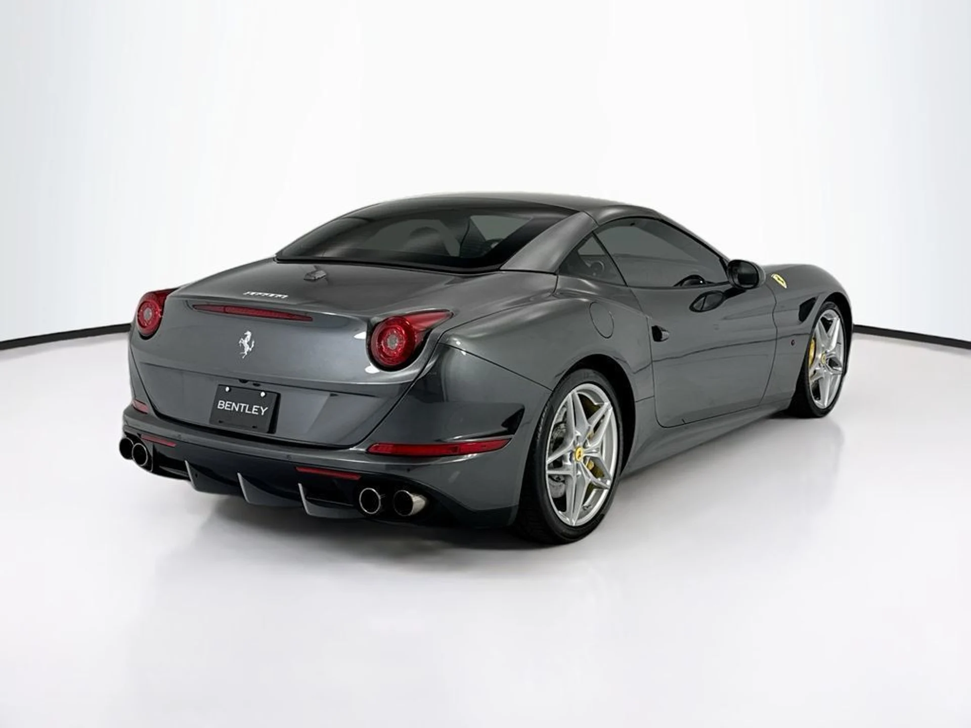 mph012_1399991656_used_2015_ferrari_california_t2drconvertible_8119_23024699_13_1024_2c0c03014d