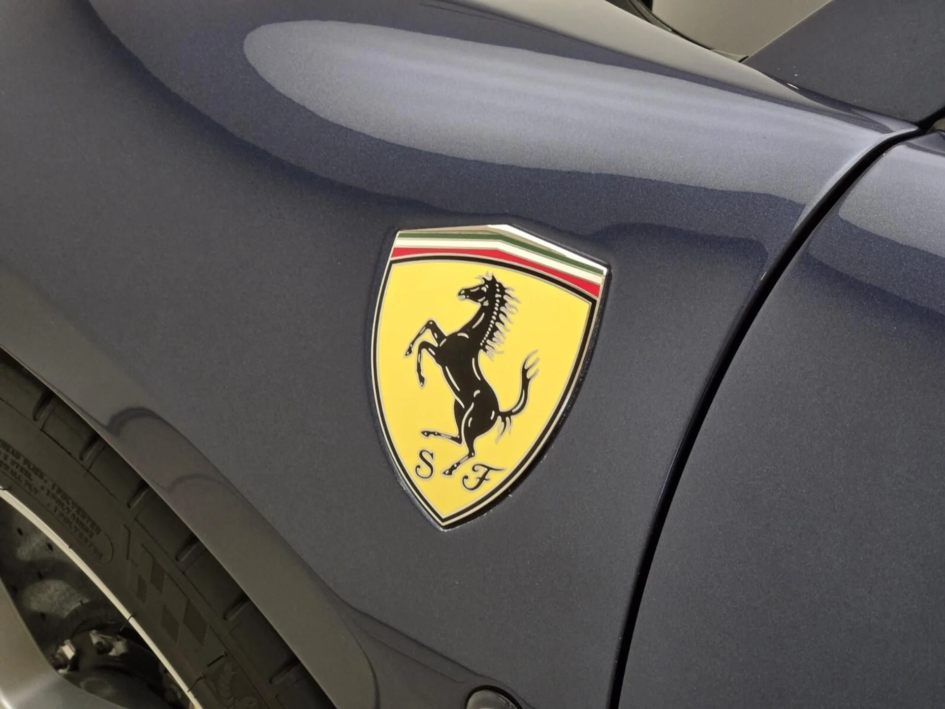 mph012_1411800532_Used_2022_Ferrari_F8_Spider_1753250631_73808ac8db