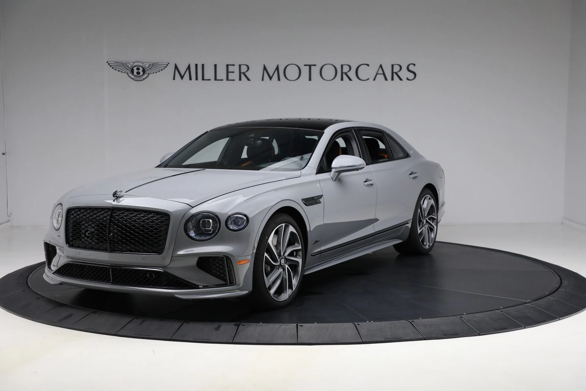 mph012_142046174_New_2025_Bentley_Flying_Spur_Speed_d1f4379fc5