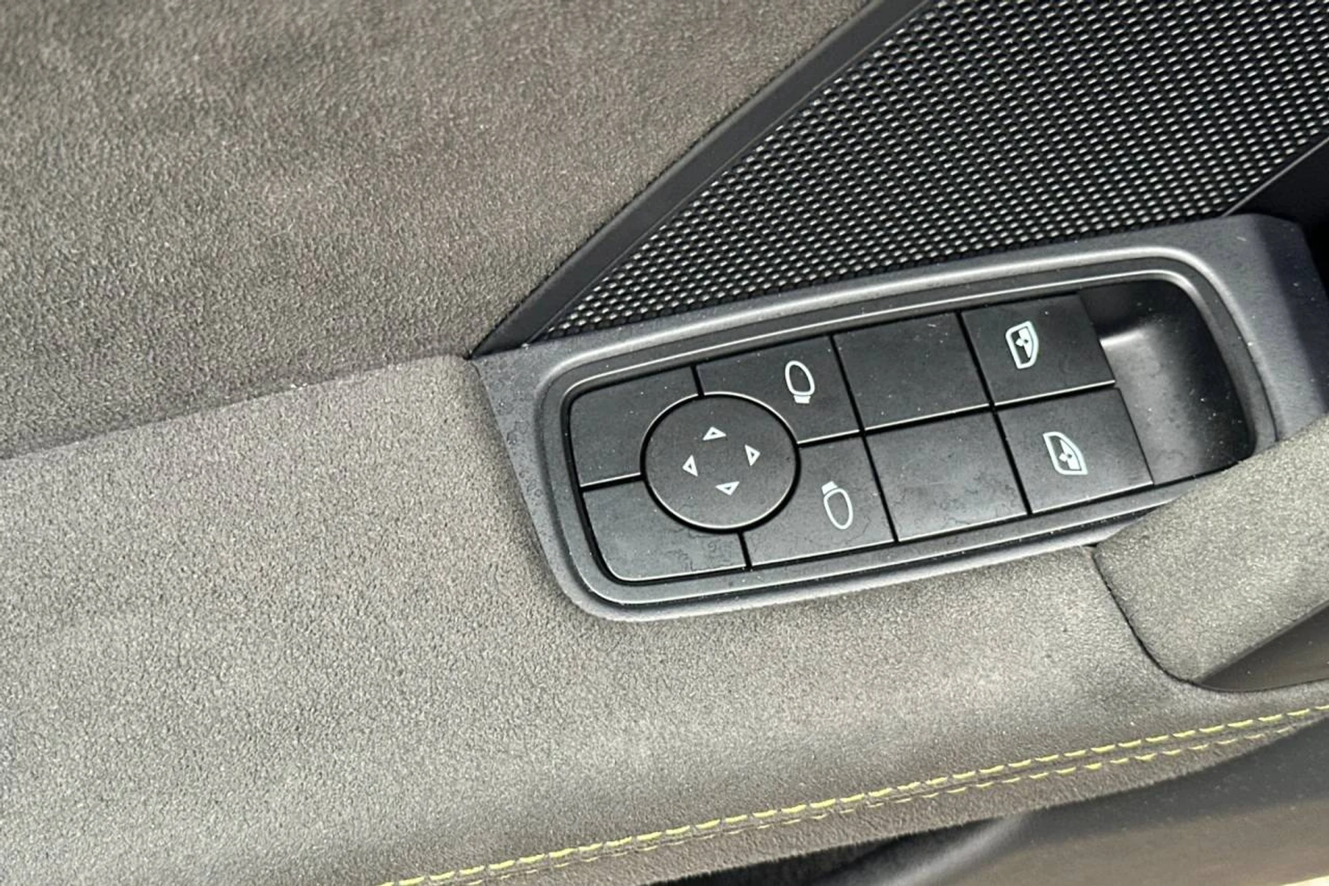 mph012_1436805484_1280_7f0a698098