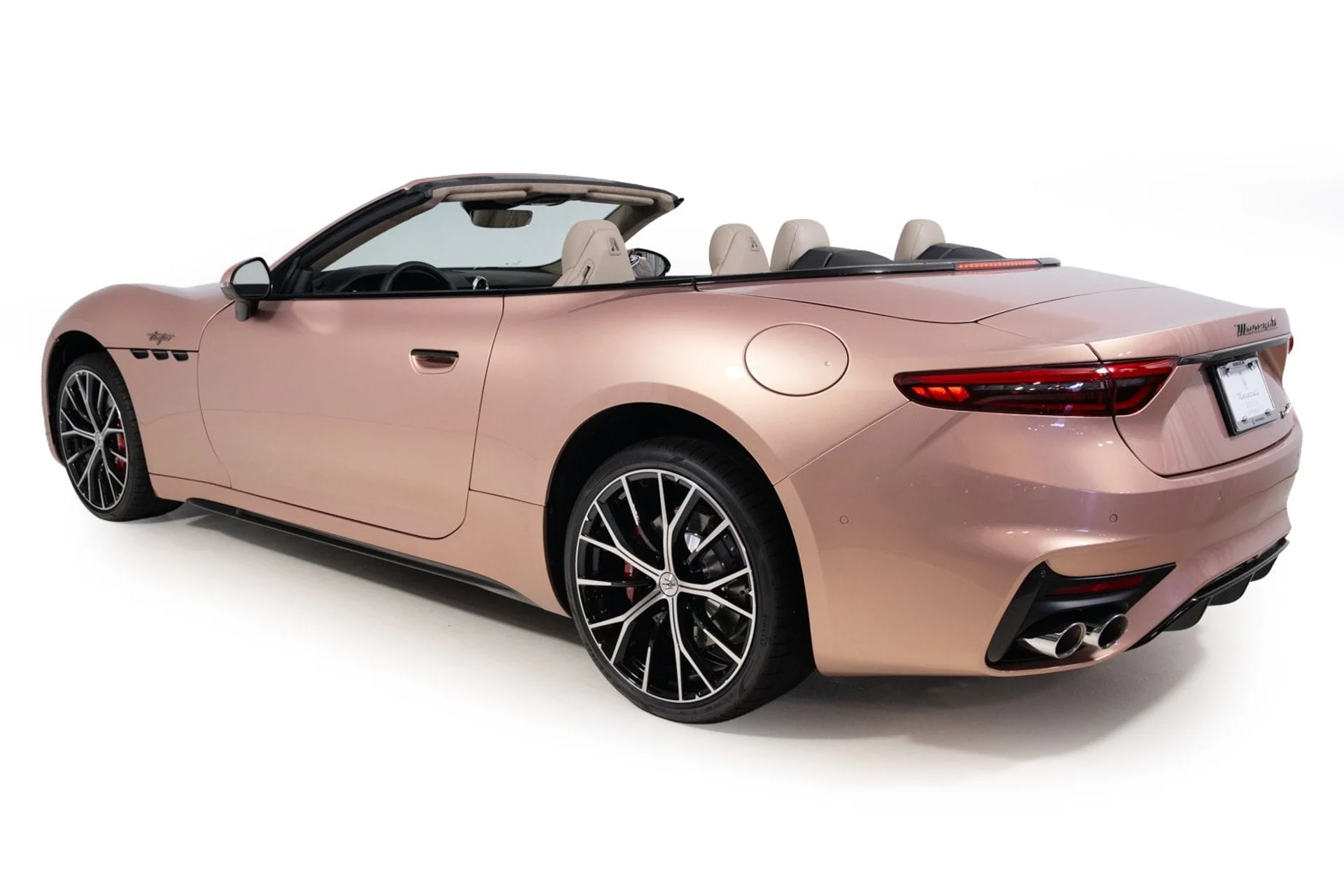 mph012_143697406_10f43e0169694879a05c9f905e42fbce_6753042a12