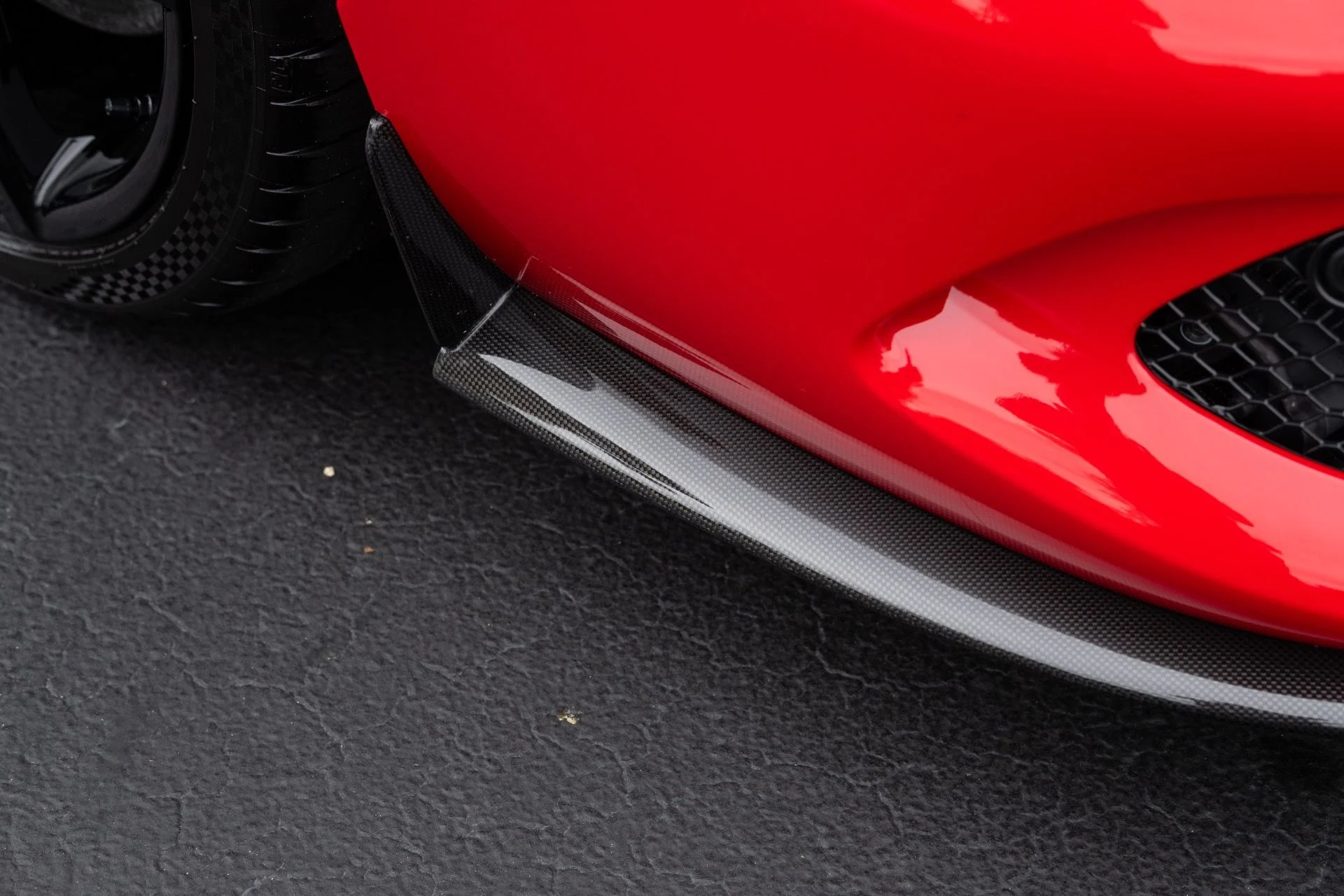 mph012_1440574595_Used_2024_Ferrari_296_GTS_1776982815_2ac214819b