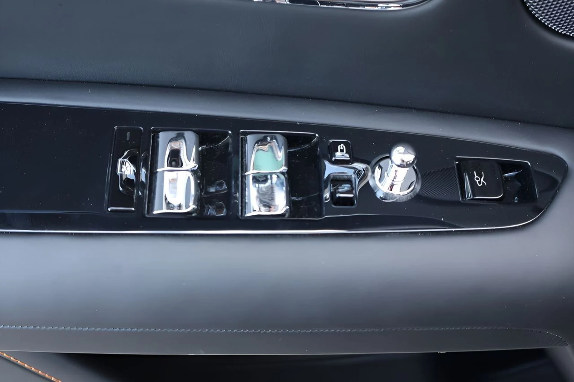 mph012_1440901272_13_d6b3d7603c