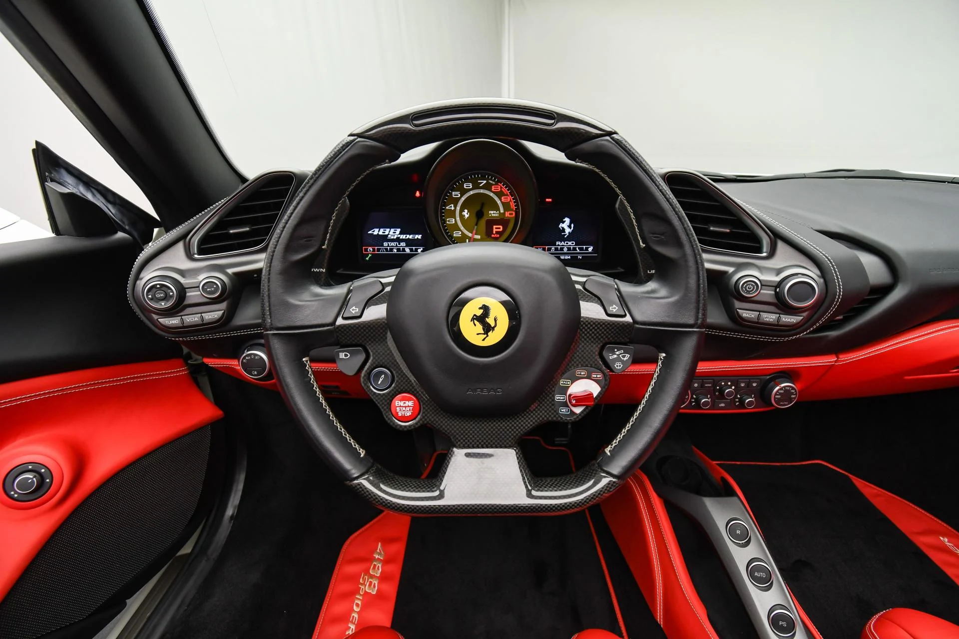 mph012_1443490595_Used_2016_Ferrari_488_Spider_1750234865_def47cfb74