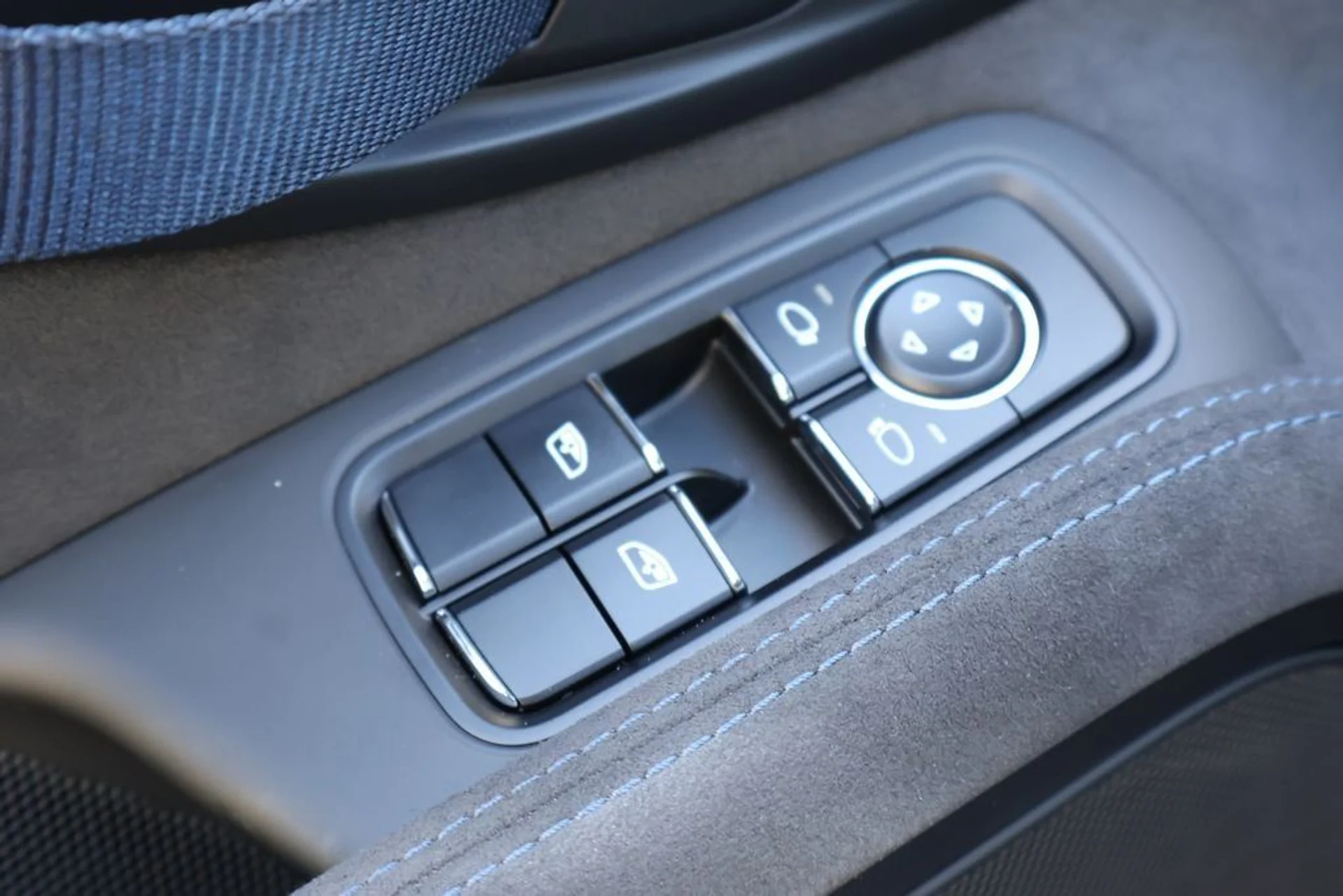 mph012_1446534165_13_f1a13f8a50