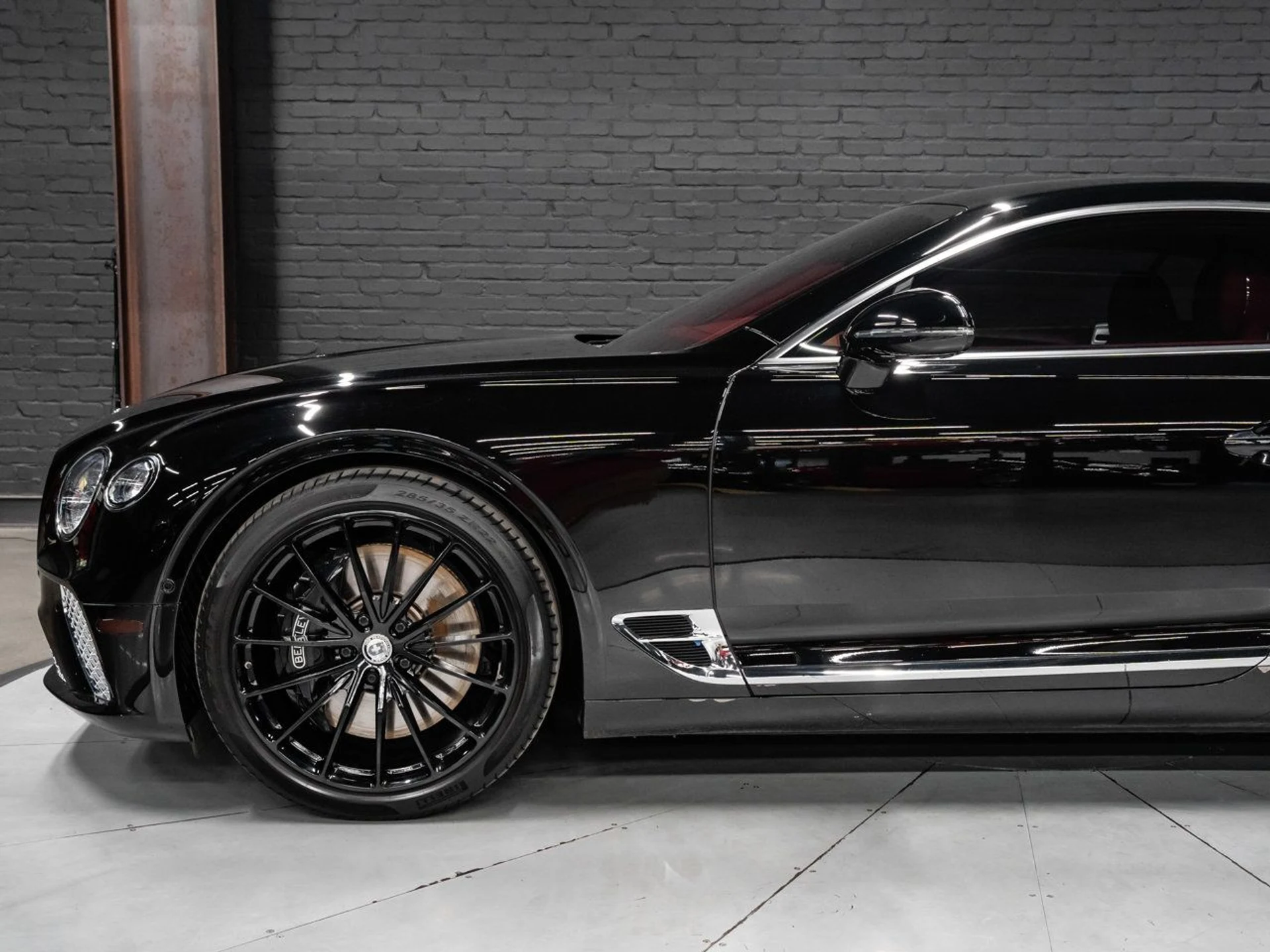 mph012_1447212891_bentley_continental_2020_84b8c3a8fb