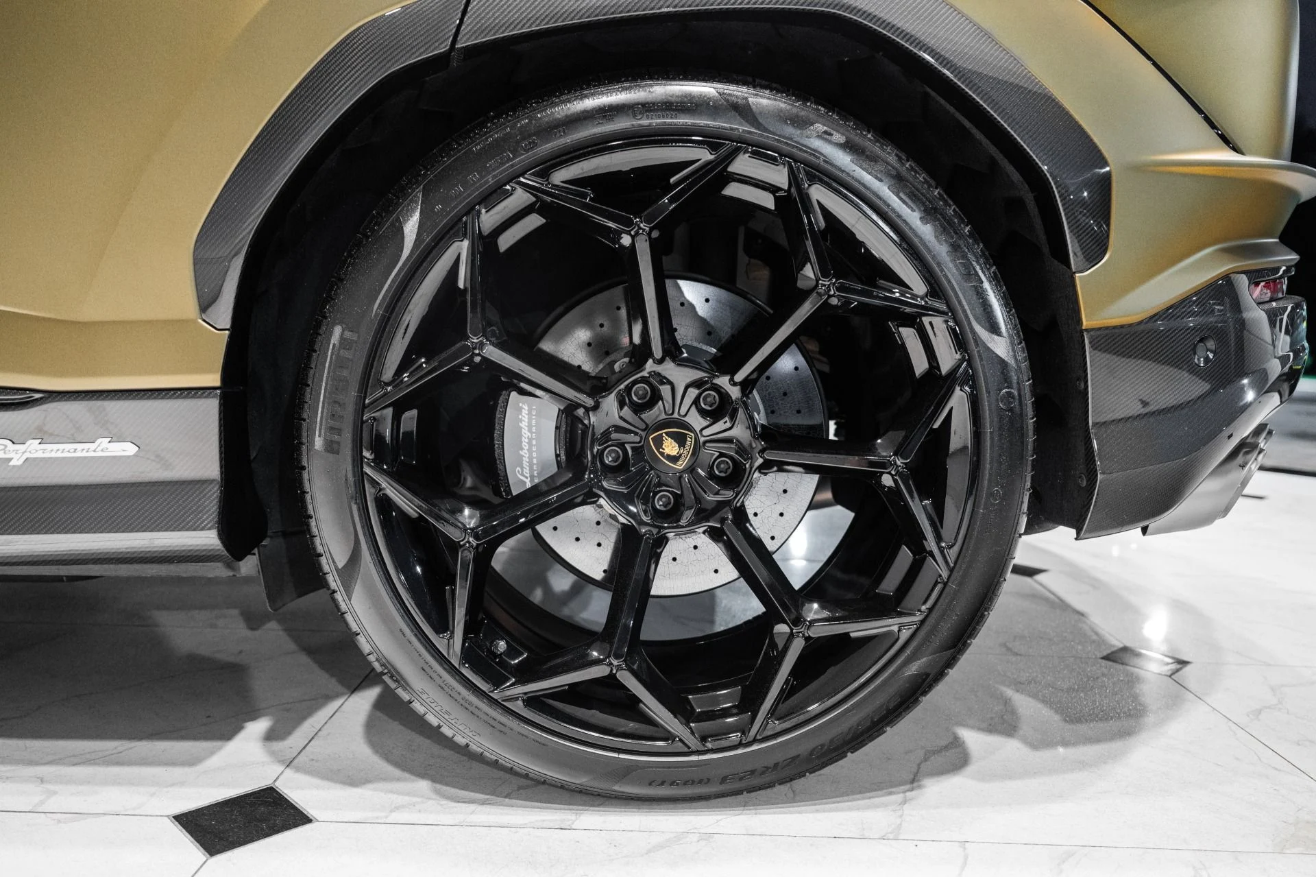 mph012_1453766575_Used_2024_Lamborghini_Urus_Performante_1777998986_4e6ac22614