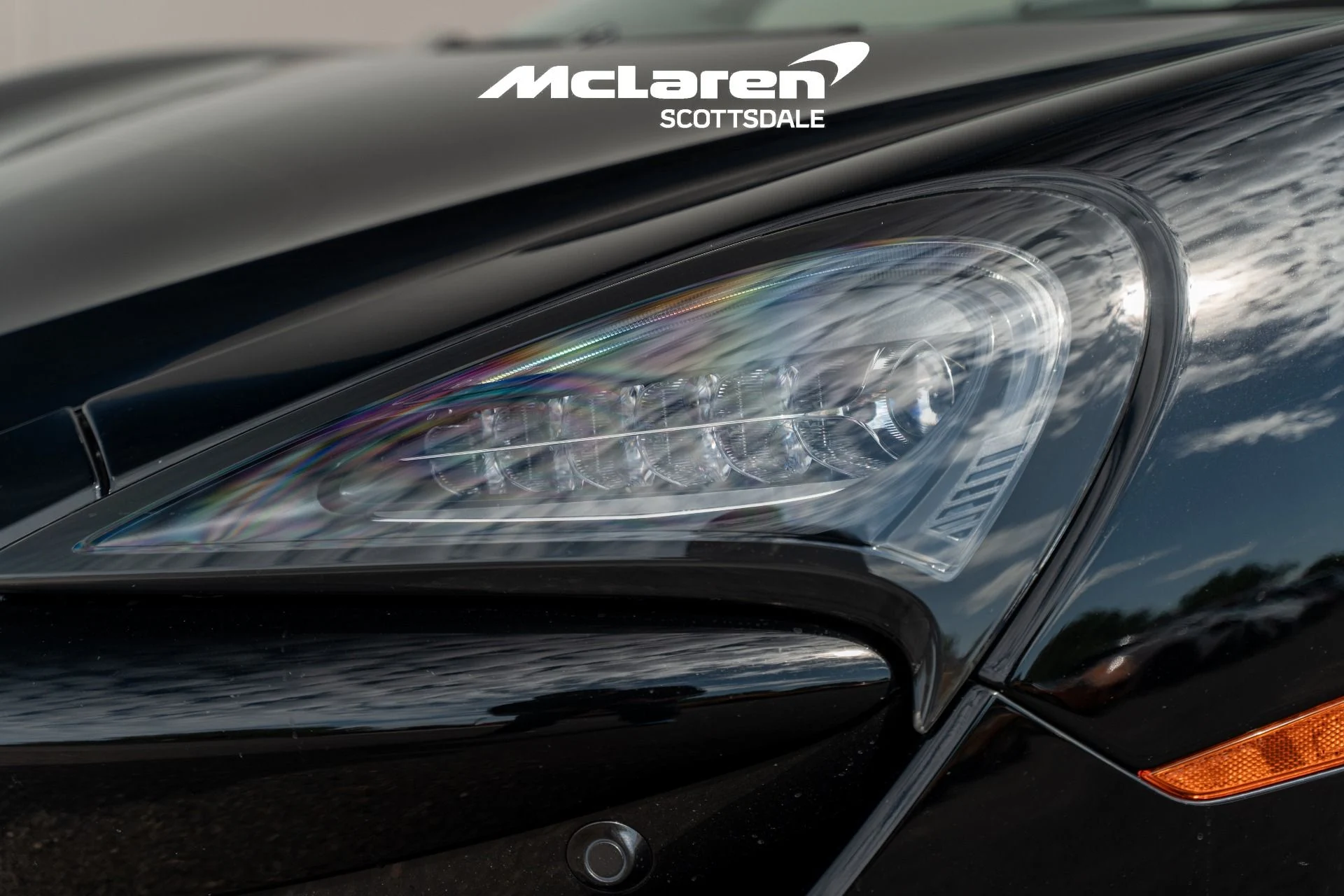 mph012_1466610370_Used_2016_MCLAREN_570_S_1756698807_0bda34f039