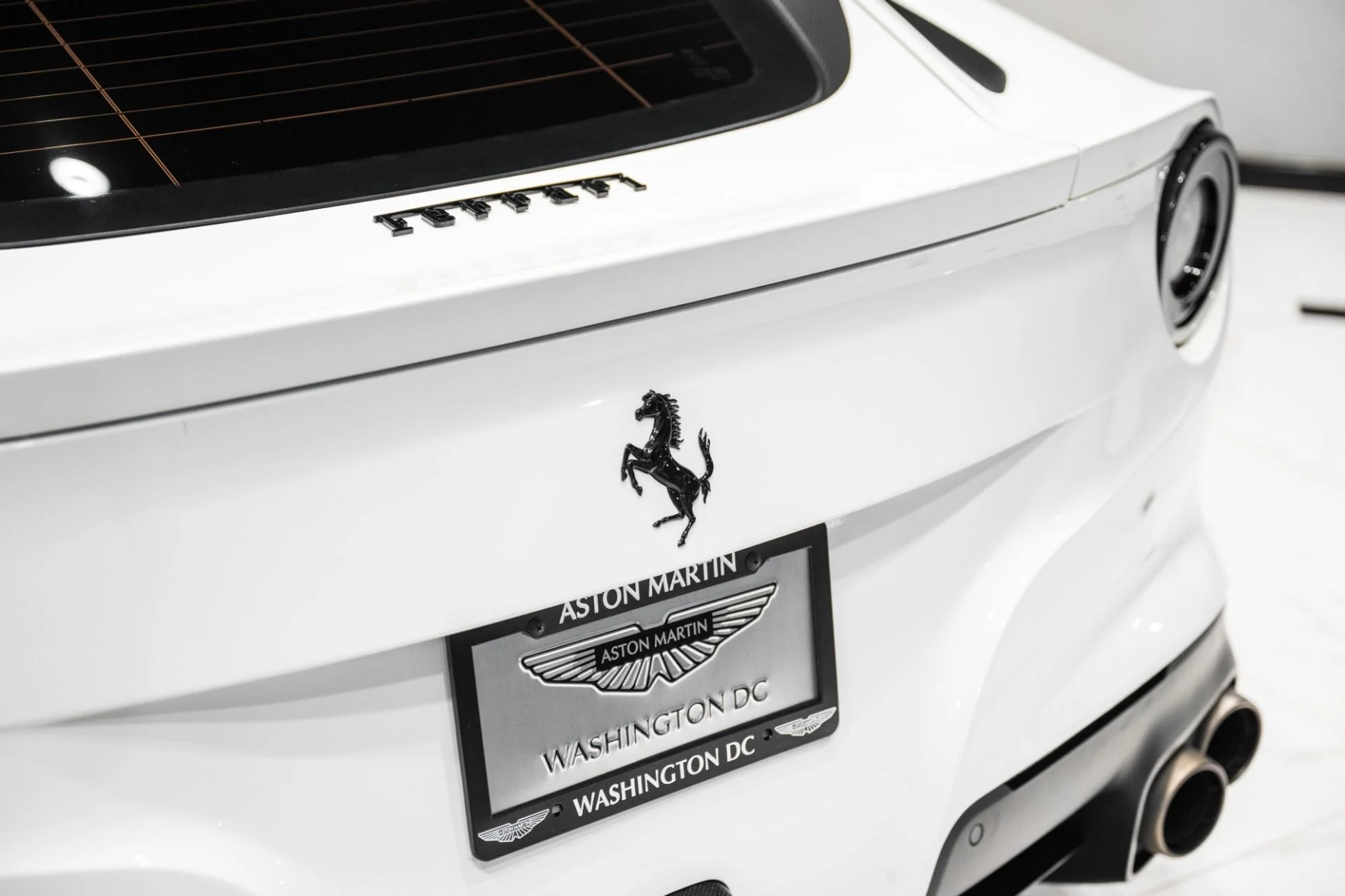 mph012_1480432256_Used_2017_Ferrari_F12berlinetta_1784393141_bb05822af1