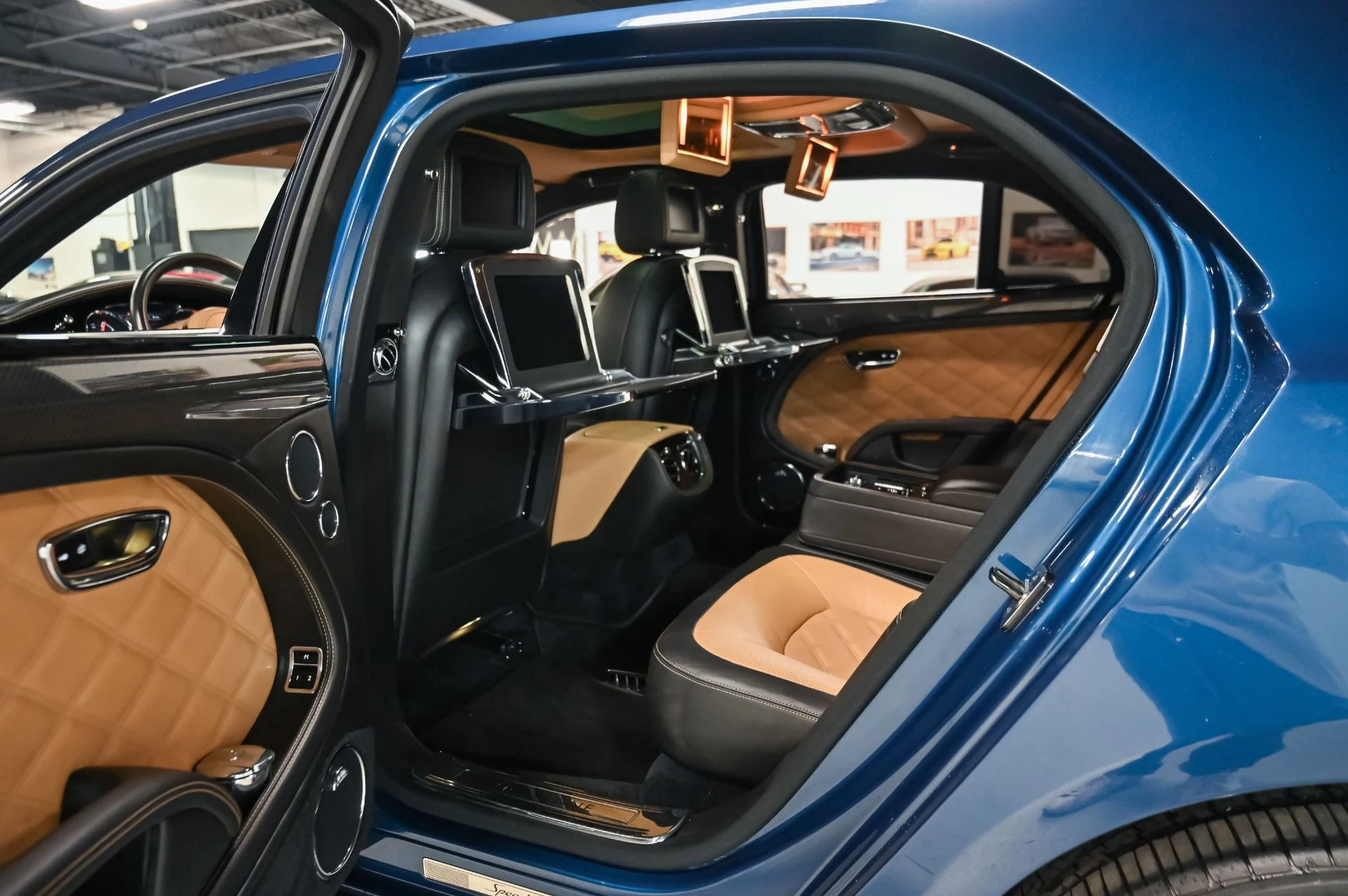 mph012_1484653942_Used_2016_Bentley_Mulsanne_Speed_1757110960_c24ee0aa24