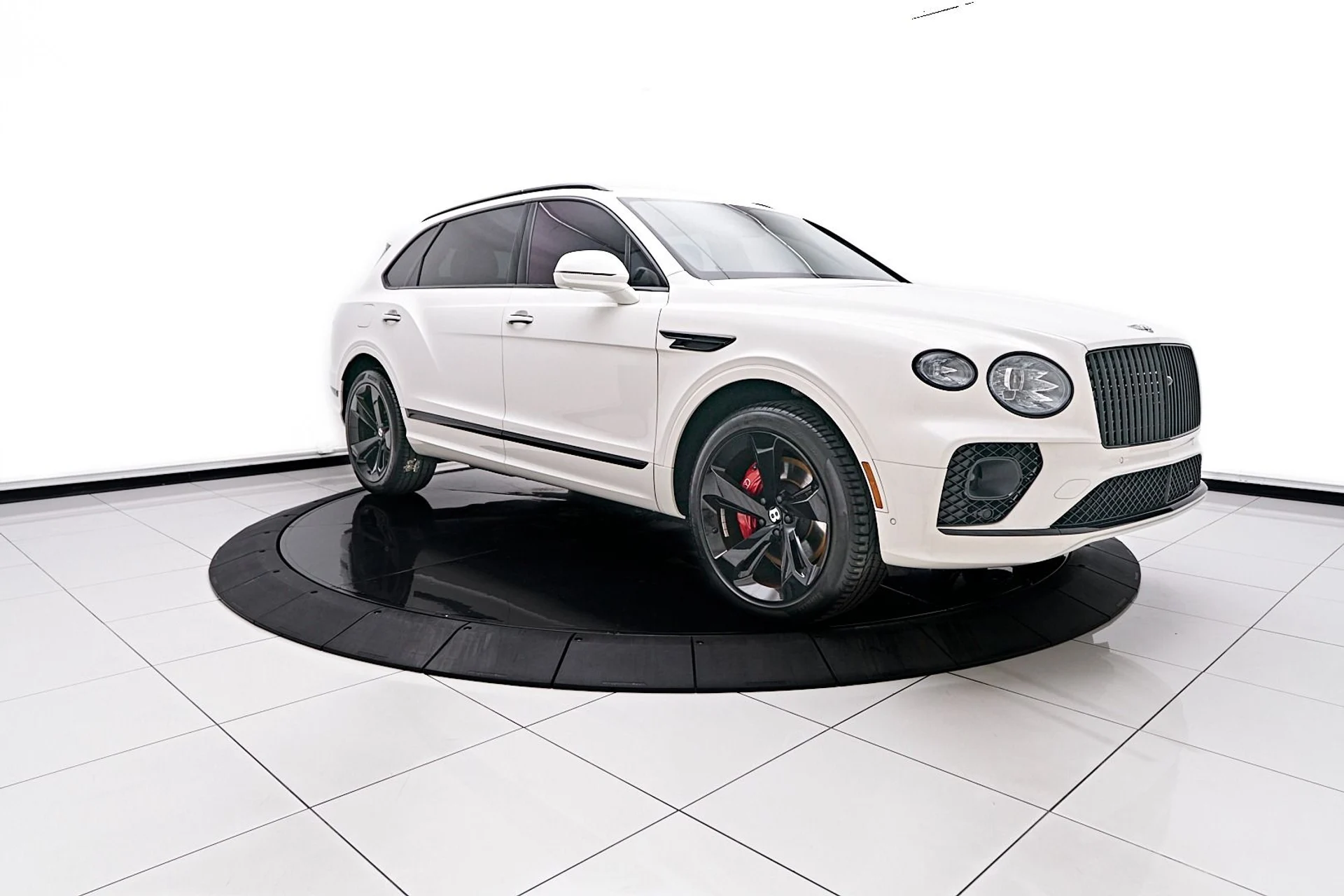 mph012_1485966152_Used_2023_Bentley_Bentayga_EWB_Azure_1745273088_8470236391