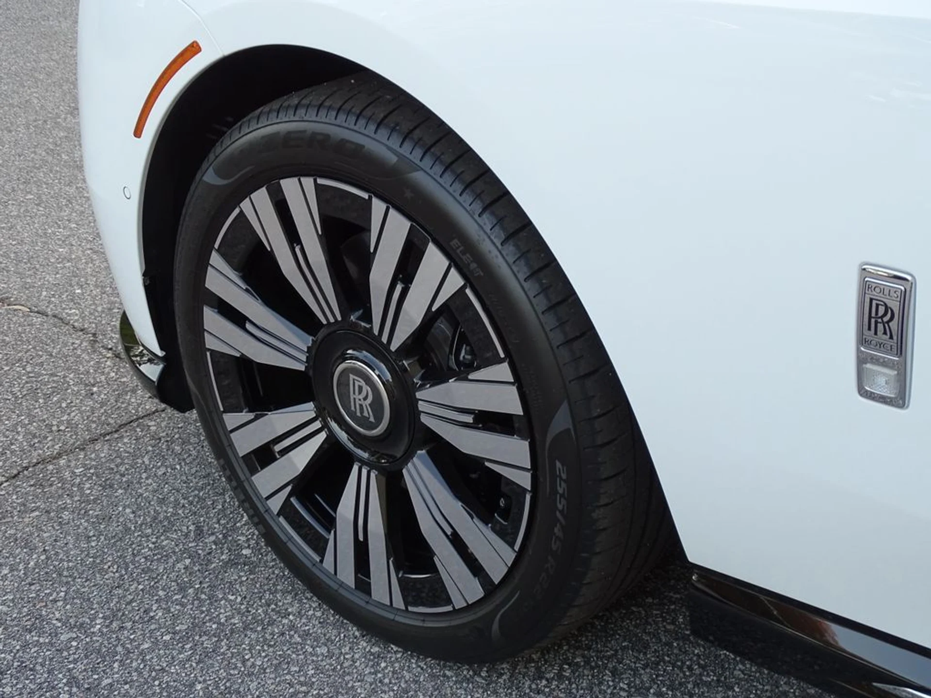 mph012_1489701540_d9c8f2f68bbee4fbdd4bc99dda887cd7x_fab28d5913