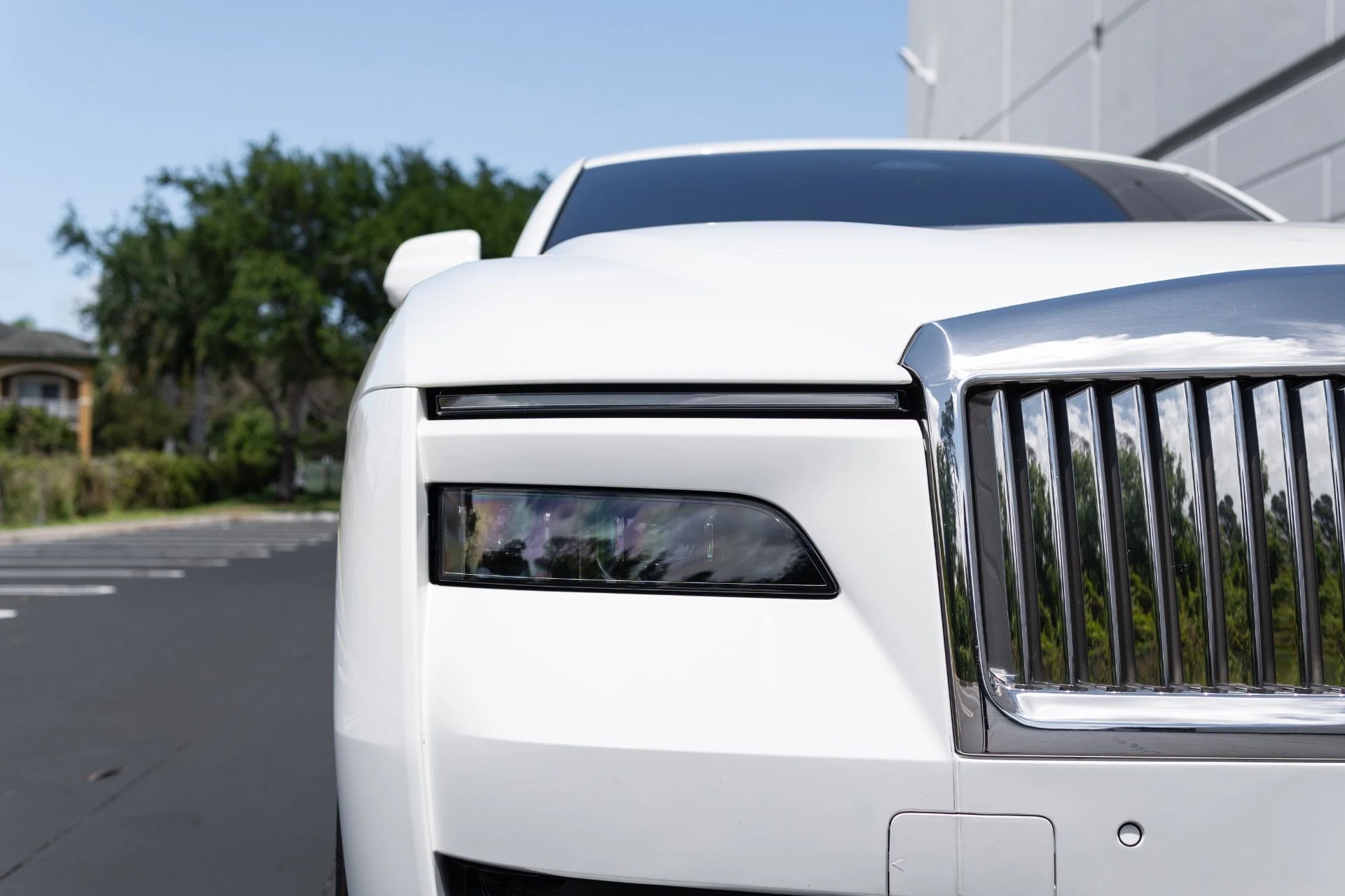 mph012_150659479_Used_2024_Rolls_Royce_Spectre_1775023108_009a404196