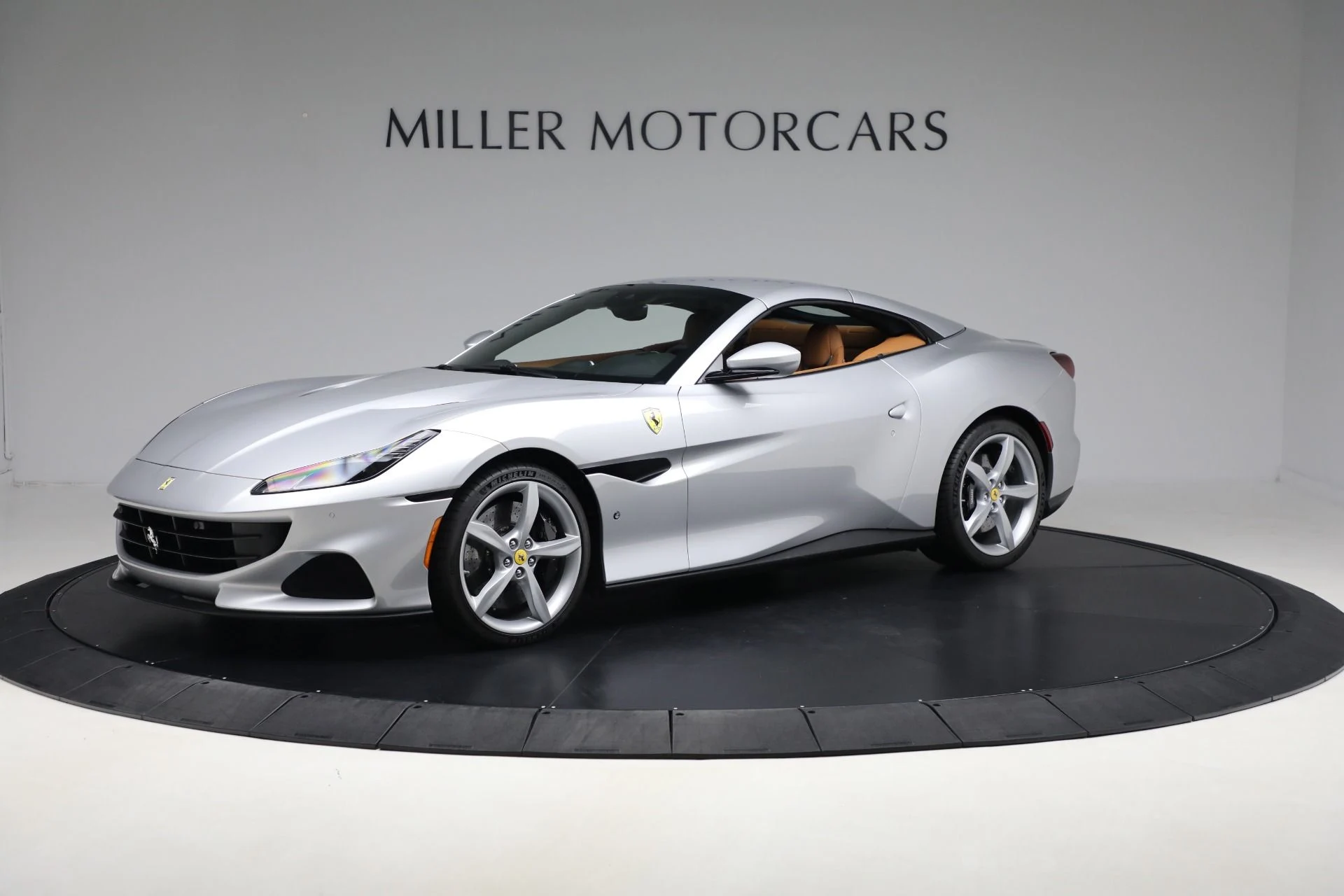 mph012_1510526939_Used_2022_Ferrari_Portofino_M_f2058957bd