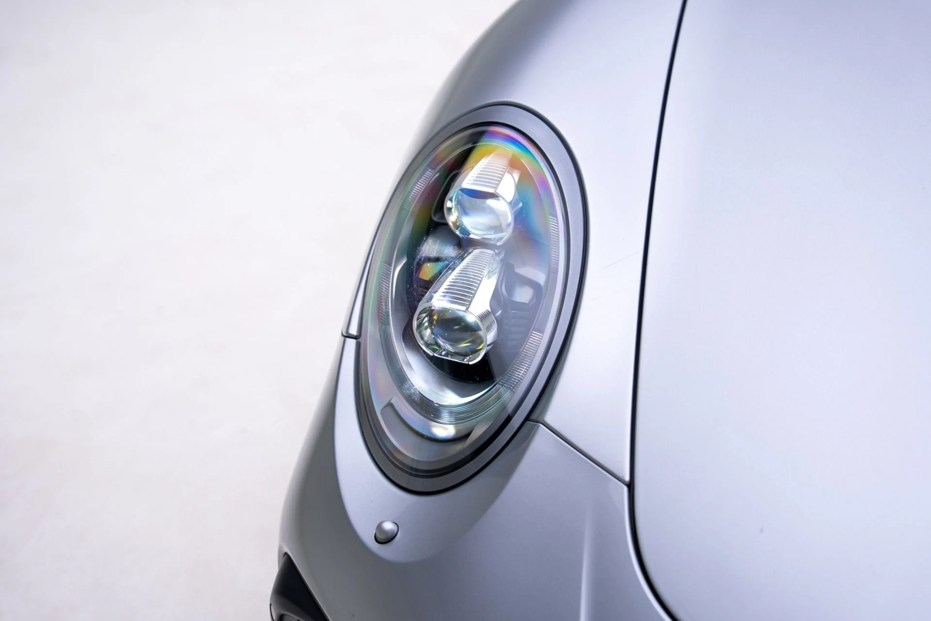 mph012_1515077225_Used_2018_Porsche_911_Turbo_S_1769029746_07d64dac0f