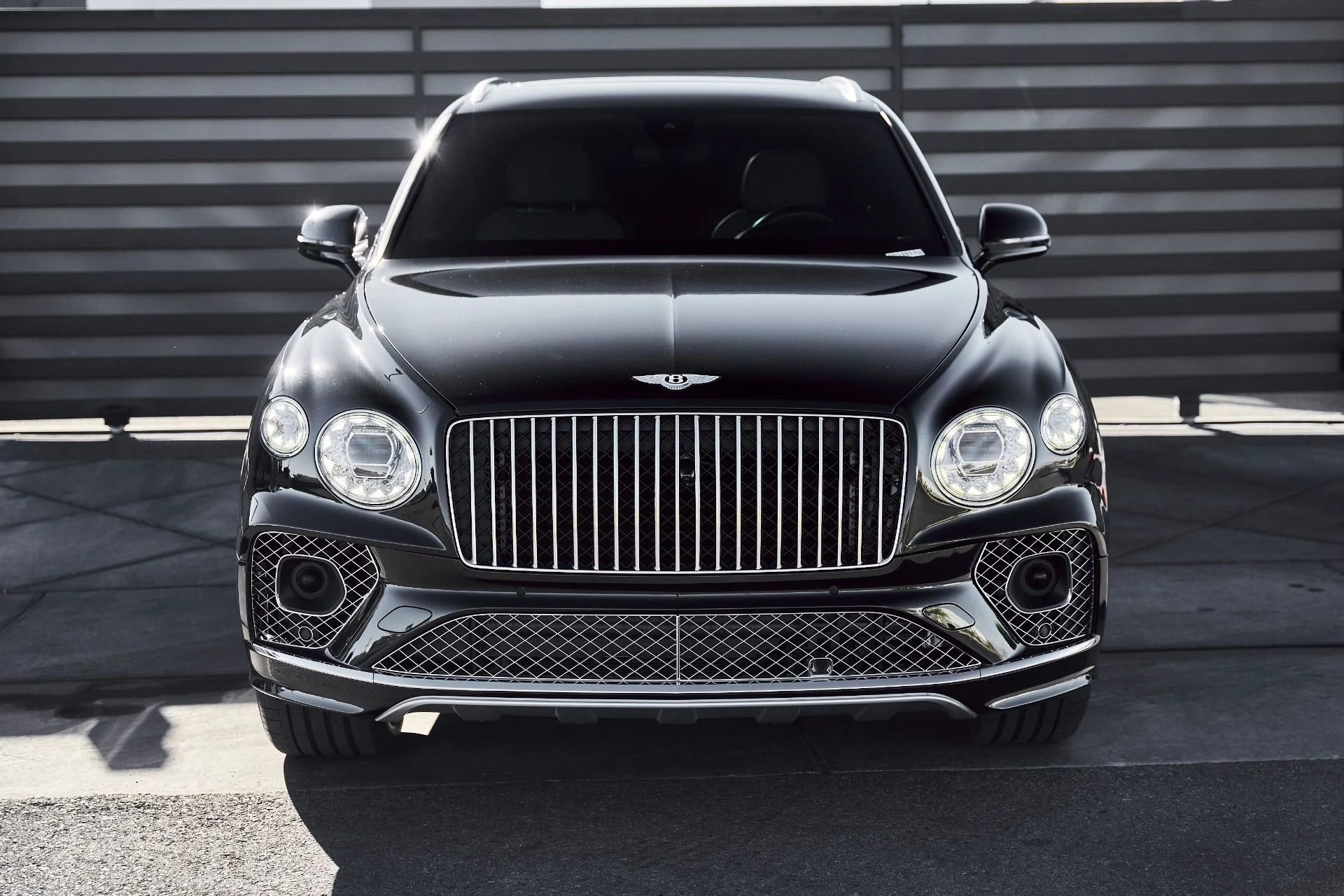 mph012_1515429723_Used_2023_Bentley_Bentayga_EWB_Azure_1773968852_6833431a84