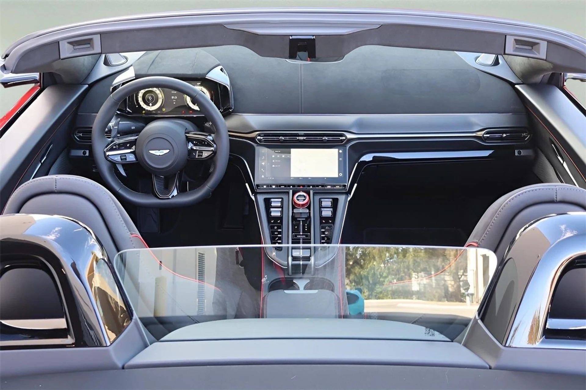 mph012_151956432_13_2005846fac