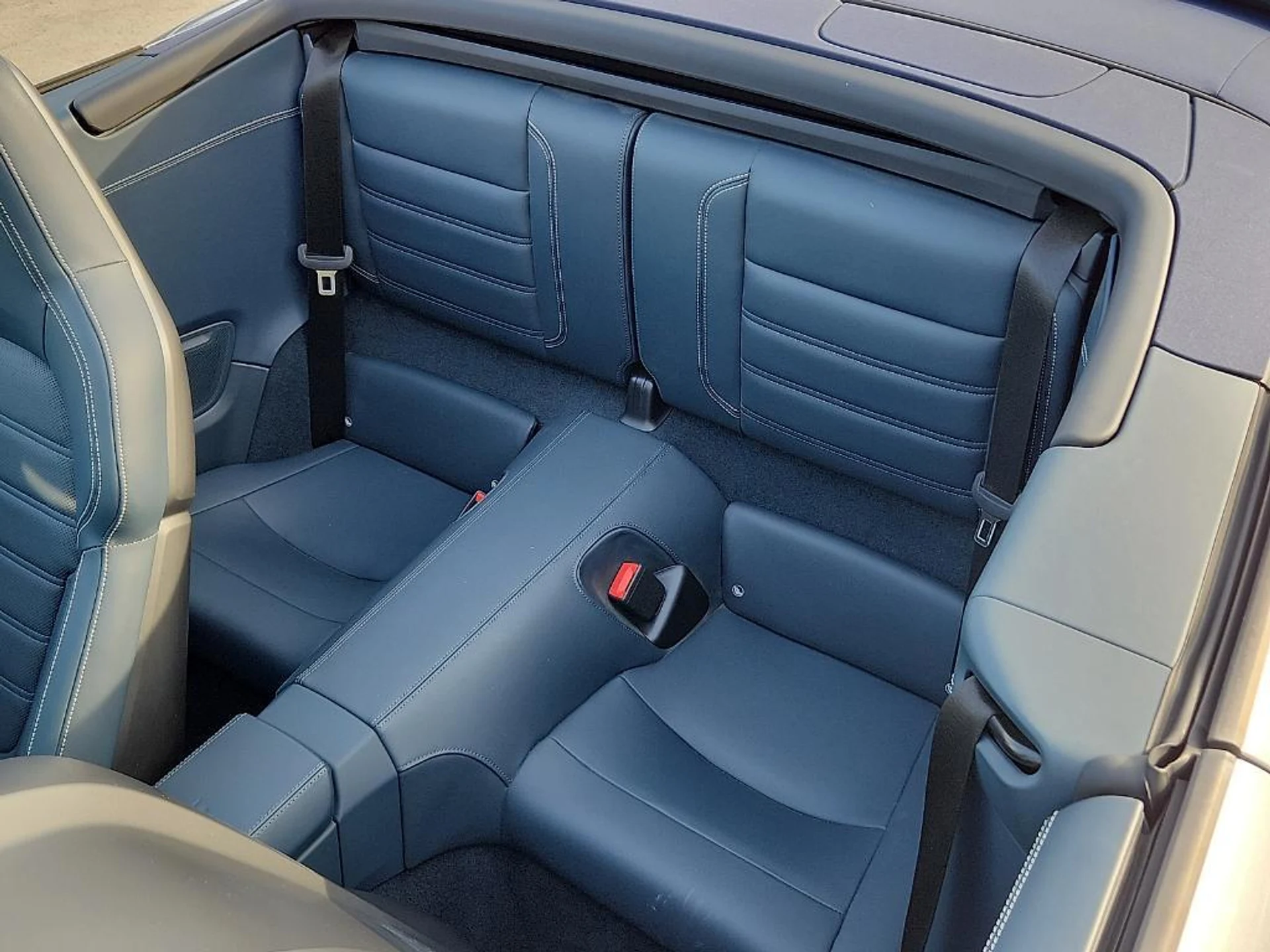 mph012_1522808546_sh6dk1c_FY_Dicya_Kl8i72_P_Bnw_KI_97021d7a60