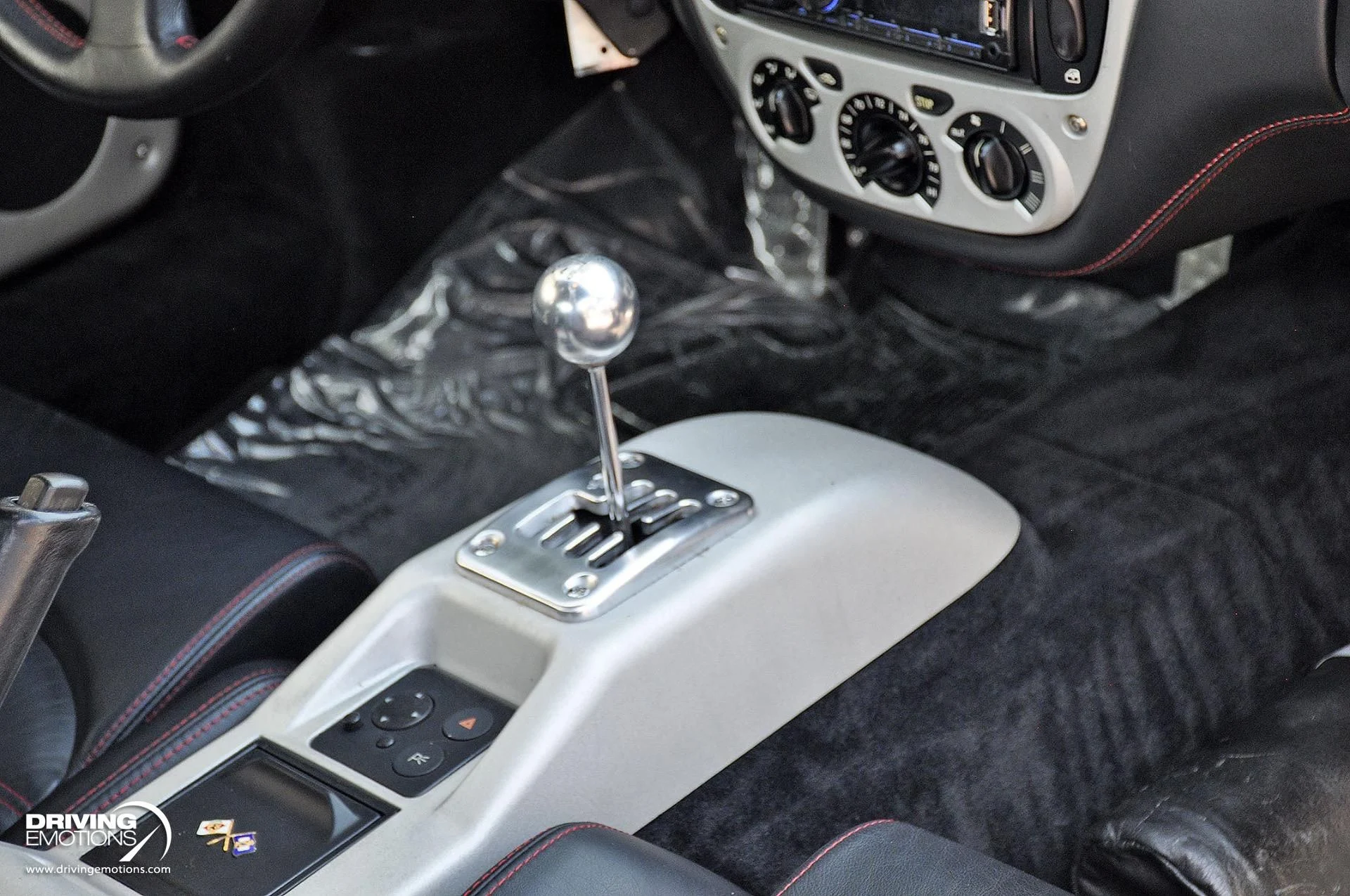 mph012_1524021734_824_p13_l_55f027ab72