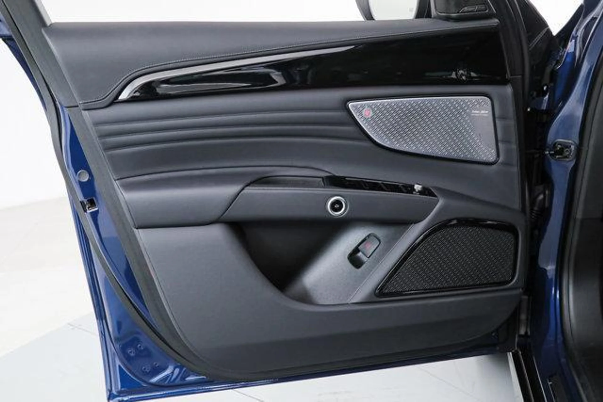 mph012_1524398227_Jr_Zrb_QT_Pf_Ox59_Qc_Gl2ol_Ko3sx_HM_150a1116b2