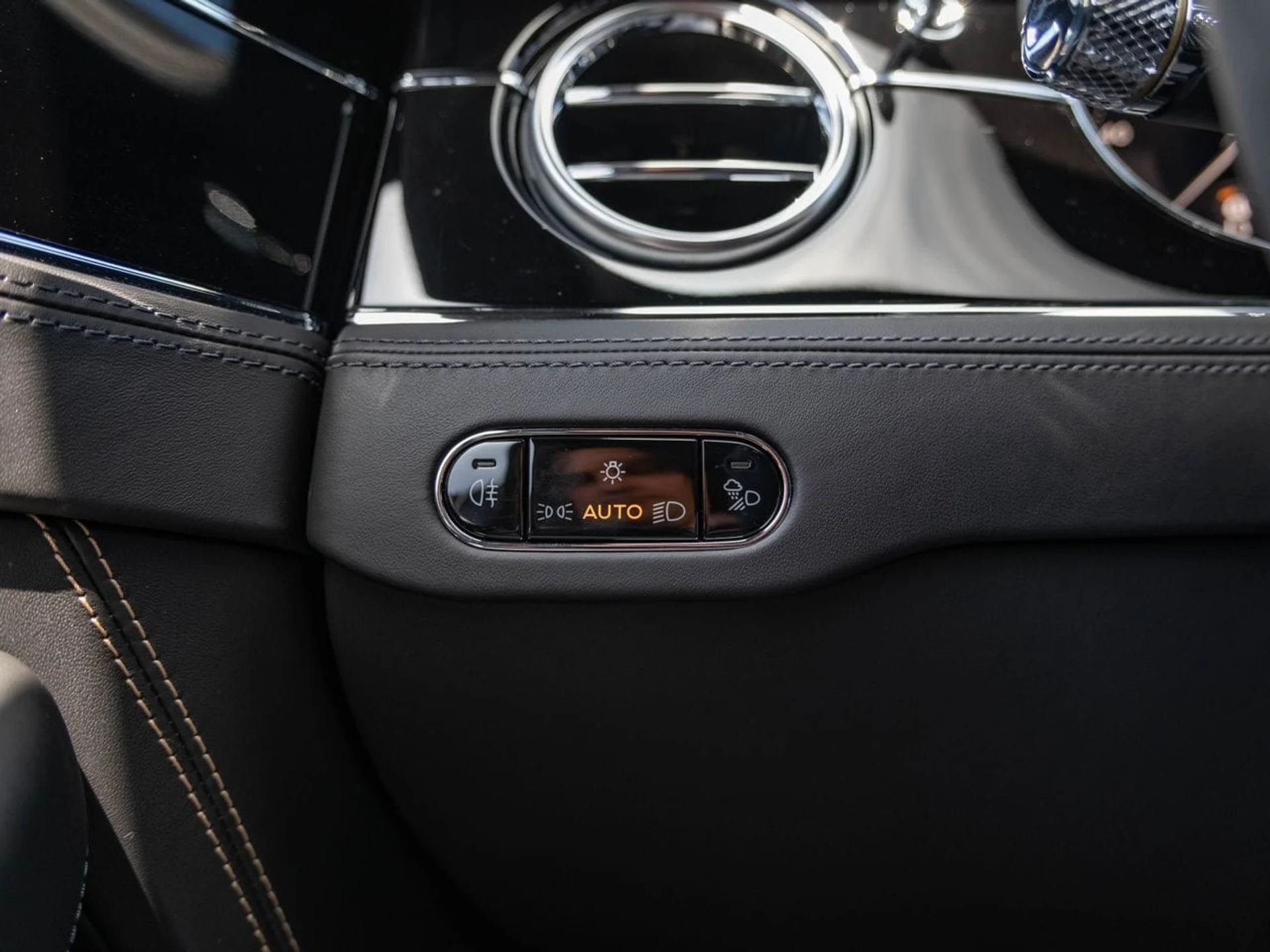 mph012_1524931498_c9e8733297037419d6c1e3a5e7998481x_761dce360e