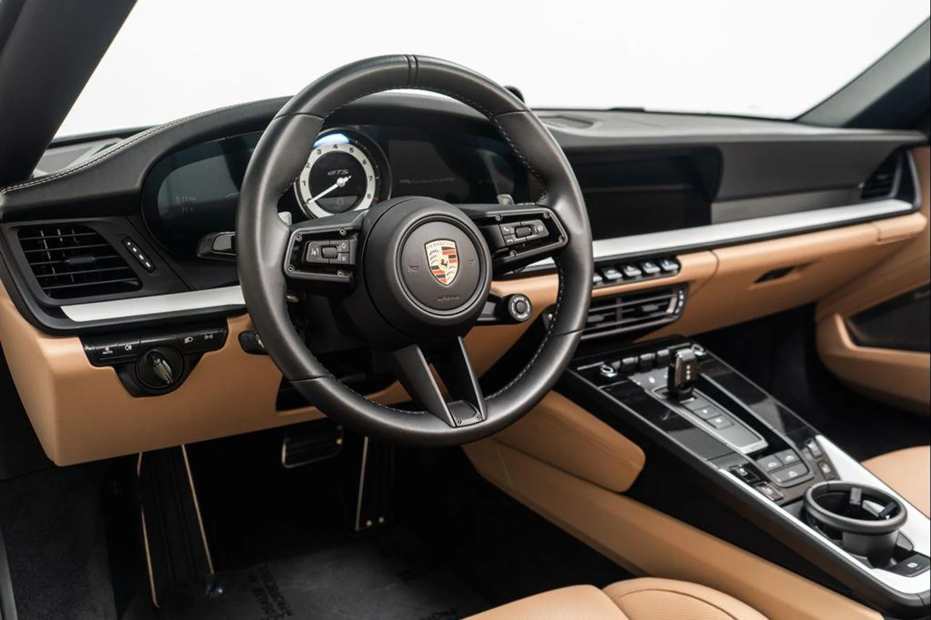 mph012_1540456163_7_PU_Qa_U_Mhu18i_Ud_US_4_L9_R5qc_B12_U_15c5022e4f