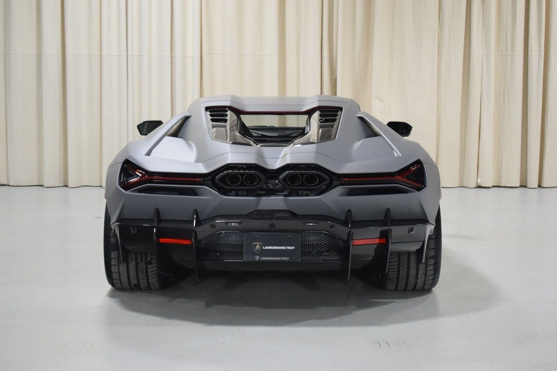 mph012_1547165866_ee83ddf21772bec688feff0923709467x_c6a80831d7