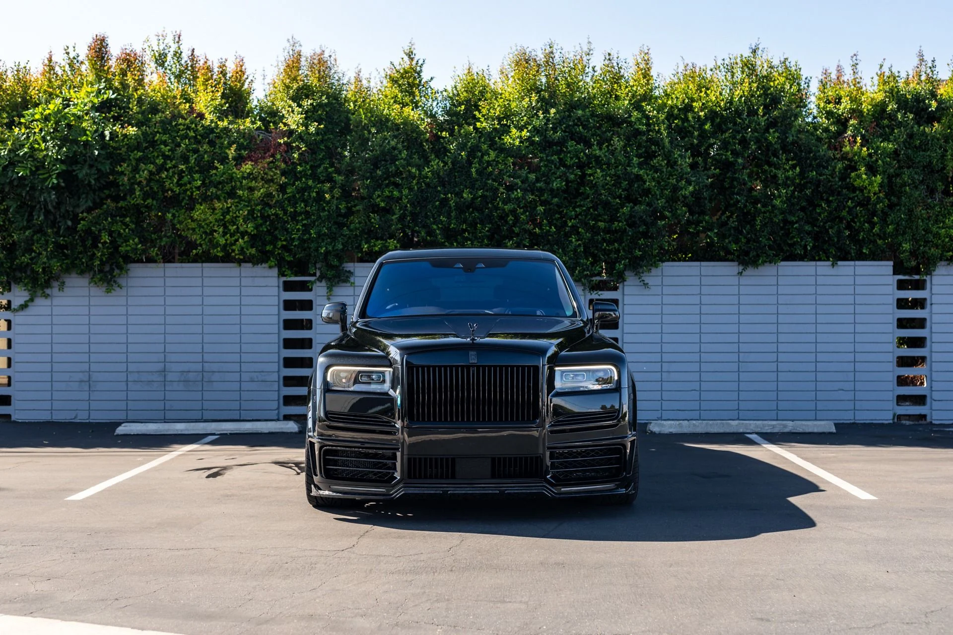 mph012_1547275588_Used_2021_Rolls_Royce_Cullinan_1698712220_921952b591