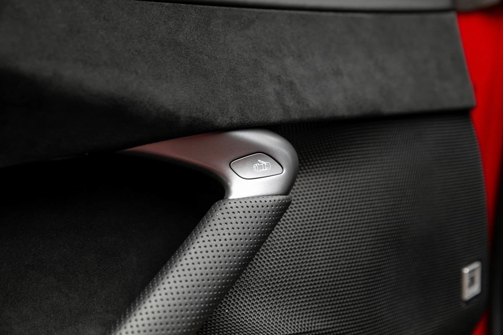 mph012_1550221723_97a797570d64498faf75d2fecf590aaf_68390fdcea