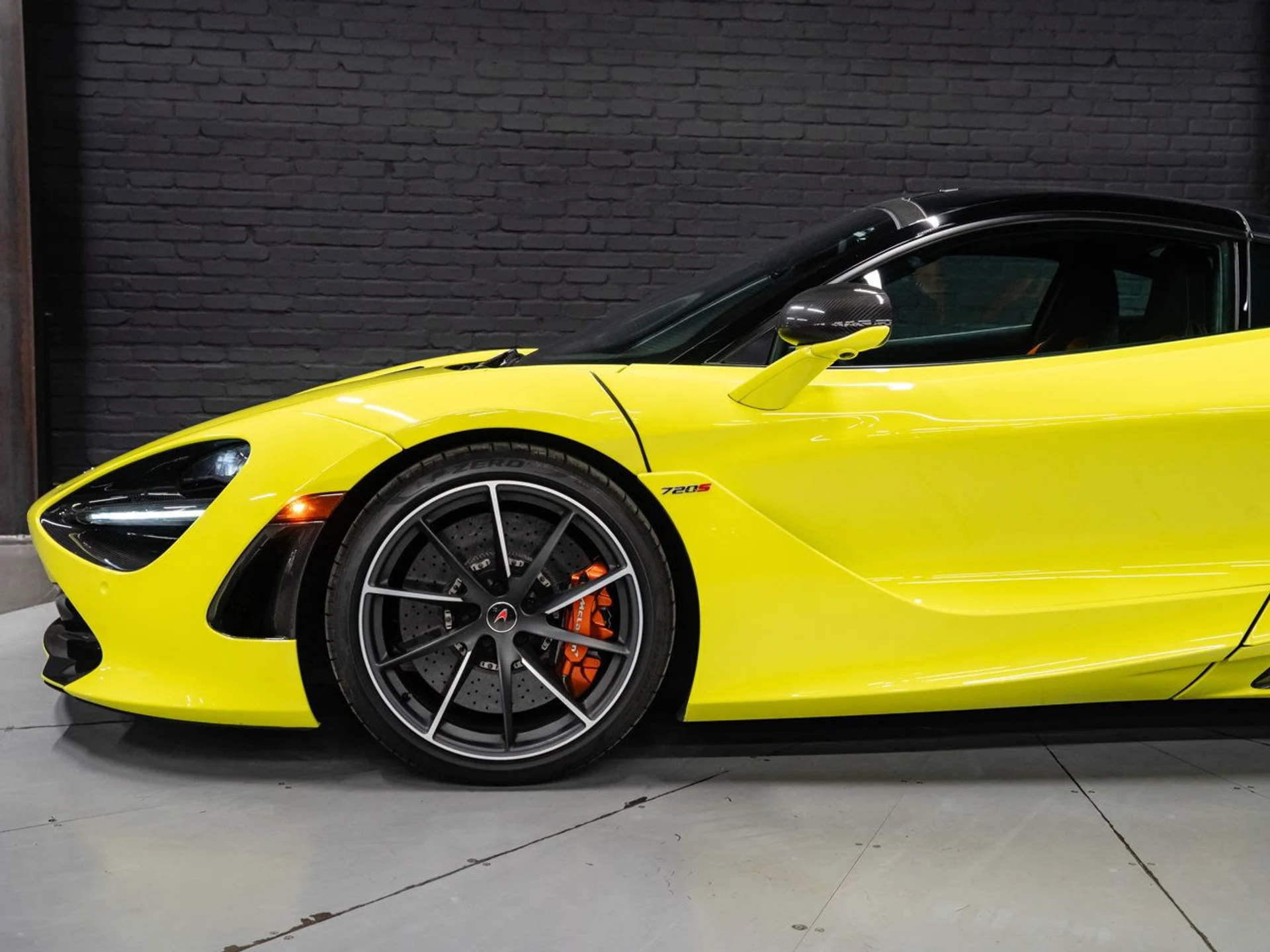 mph012_1557920893_mclaren_720s_2018_4776010f11