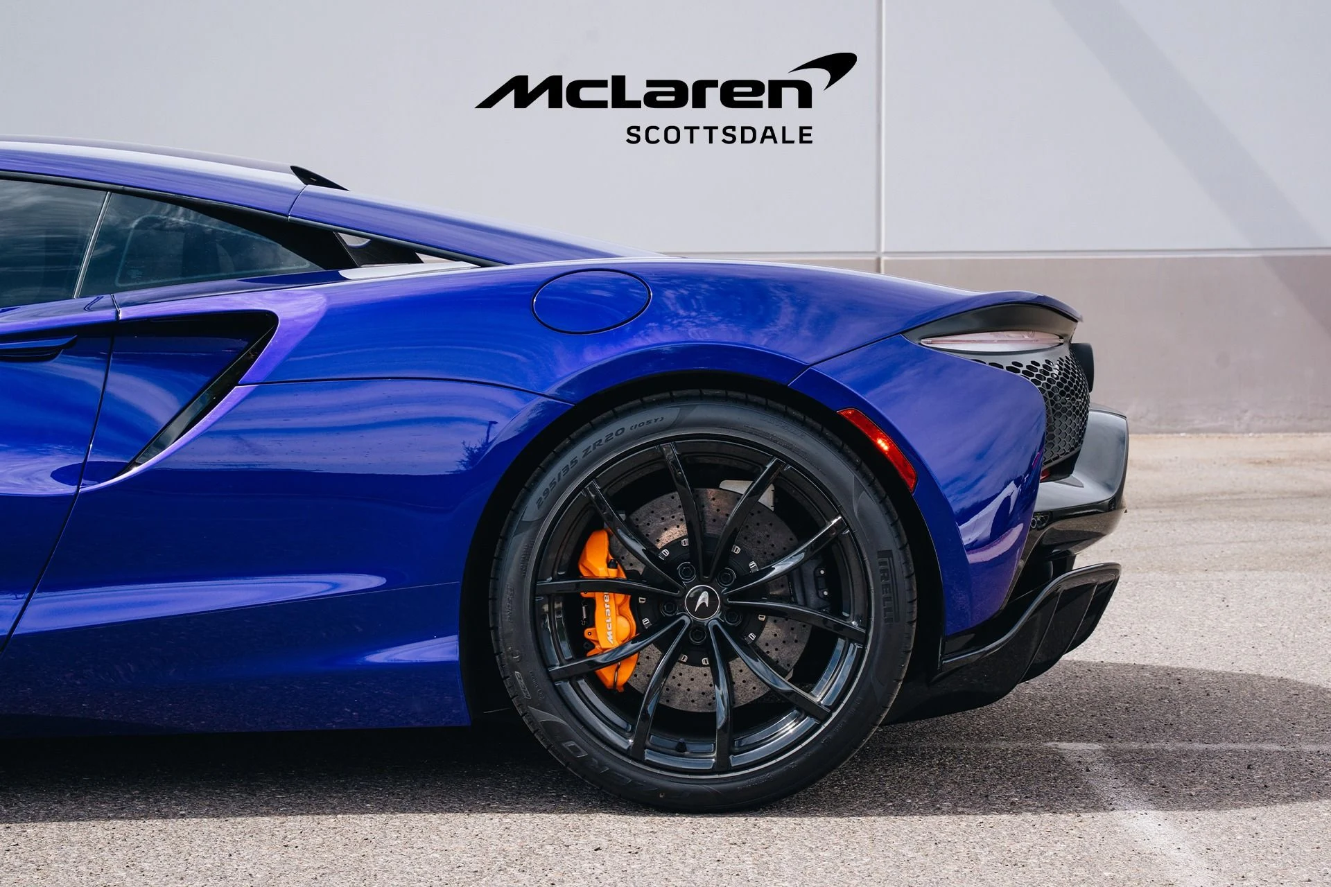 mph012_1560878647_Used_2023_MCLAREN_ARTURA_Vision_1748904428_a81393ea85