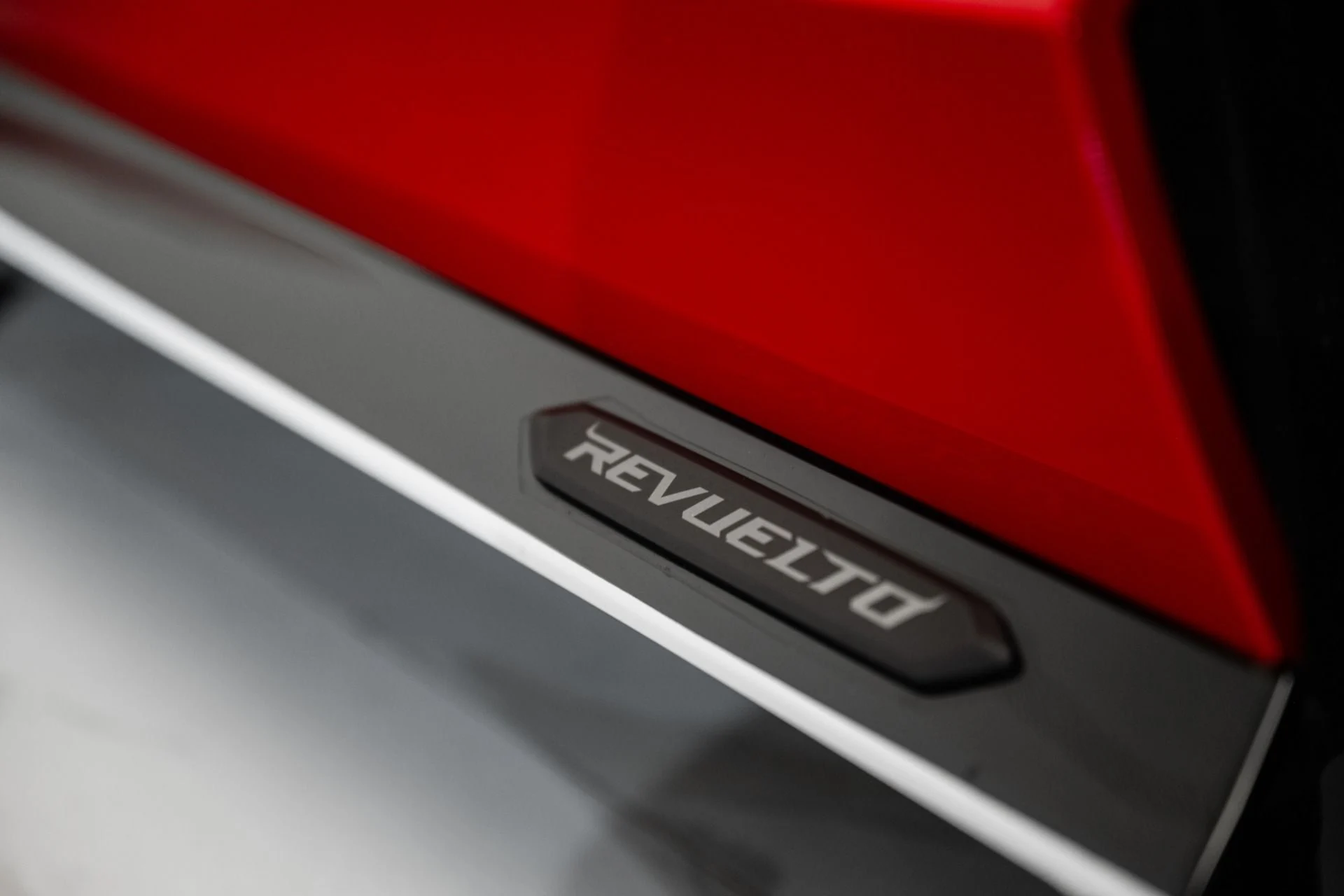 mph012_1564716686_Used_2024_Lamborghini_Revuelto_1754711013_683decf7be