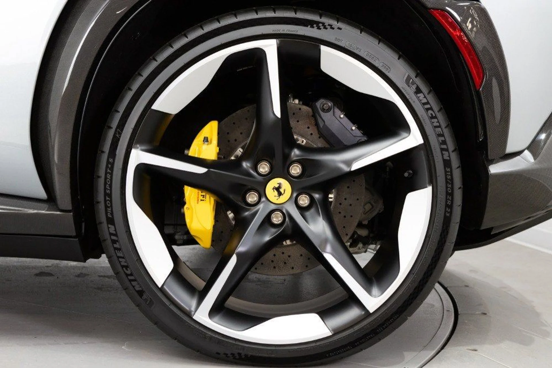 mph012_1564976279_cc141523961e4d5aa8390c0cdcf1eb78_057ff2df55