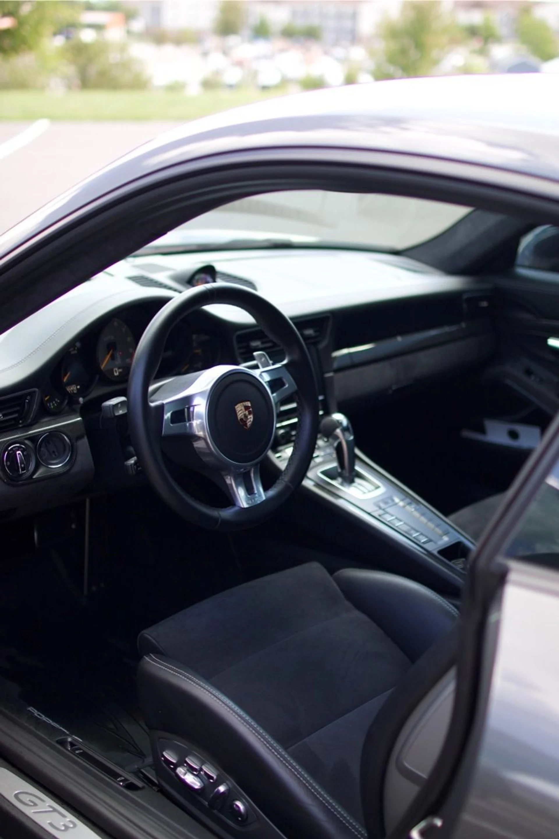mph012_1567757610_Used_2014_Porsche_911_GT_3_1757358876_4767739b77