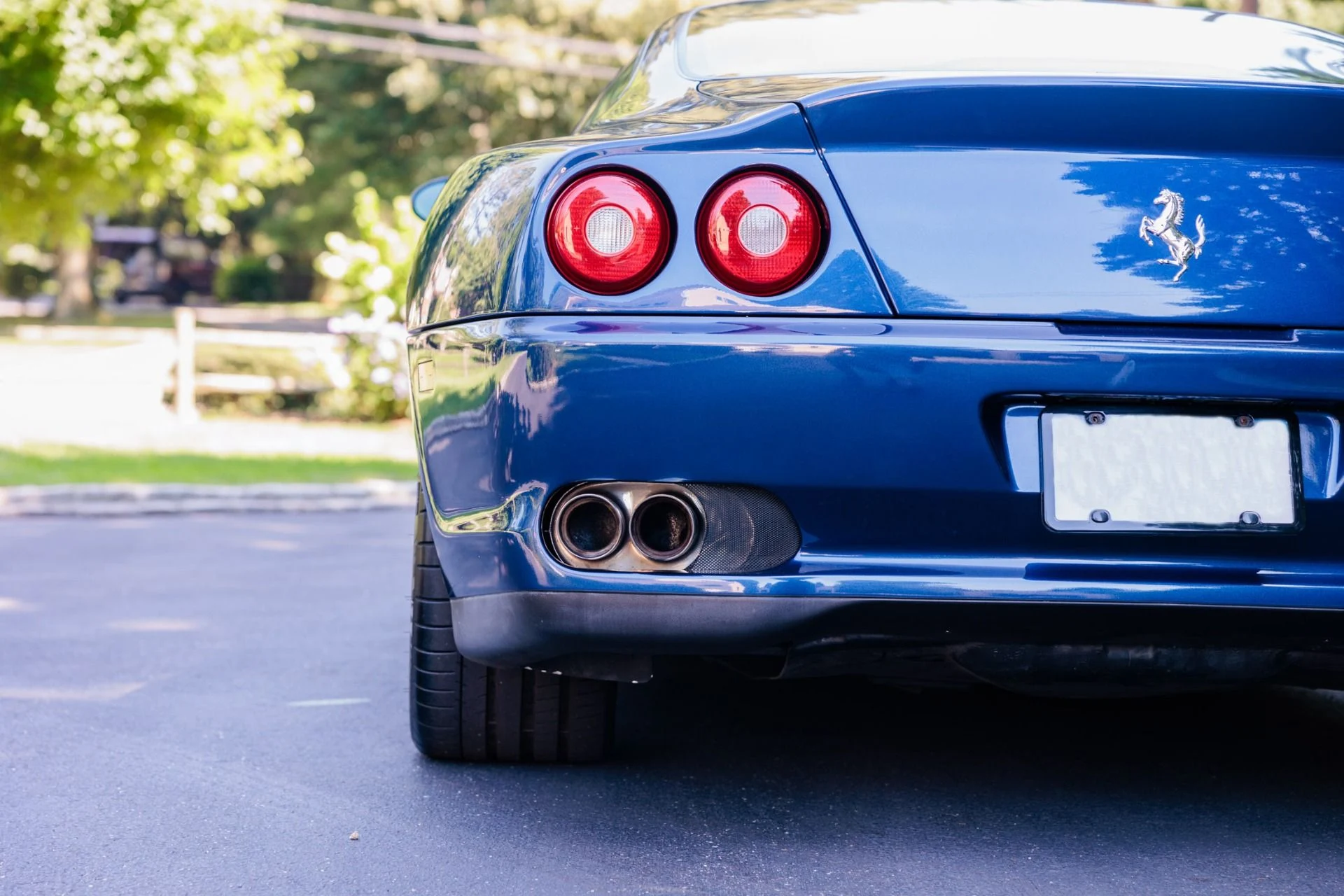 mph012_1570651380_Used_1999_Ferrari_F550_Maranello_Gated_6spd_Manual_Coupe_1785283437_228b5ff1f2