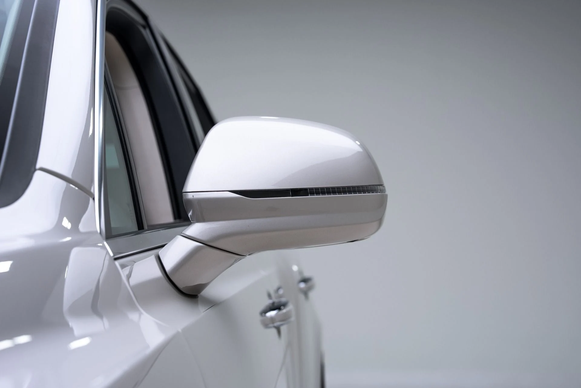 mph012_1571034664_Used_2021_Bentley_Bentayga_V8_1774990523_4087c09570