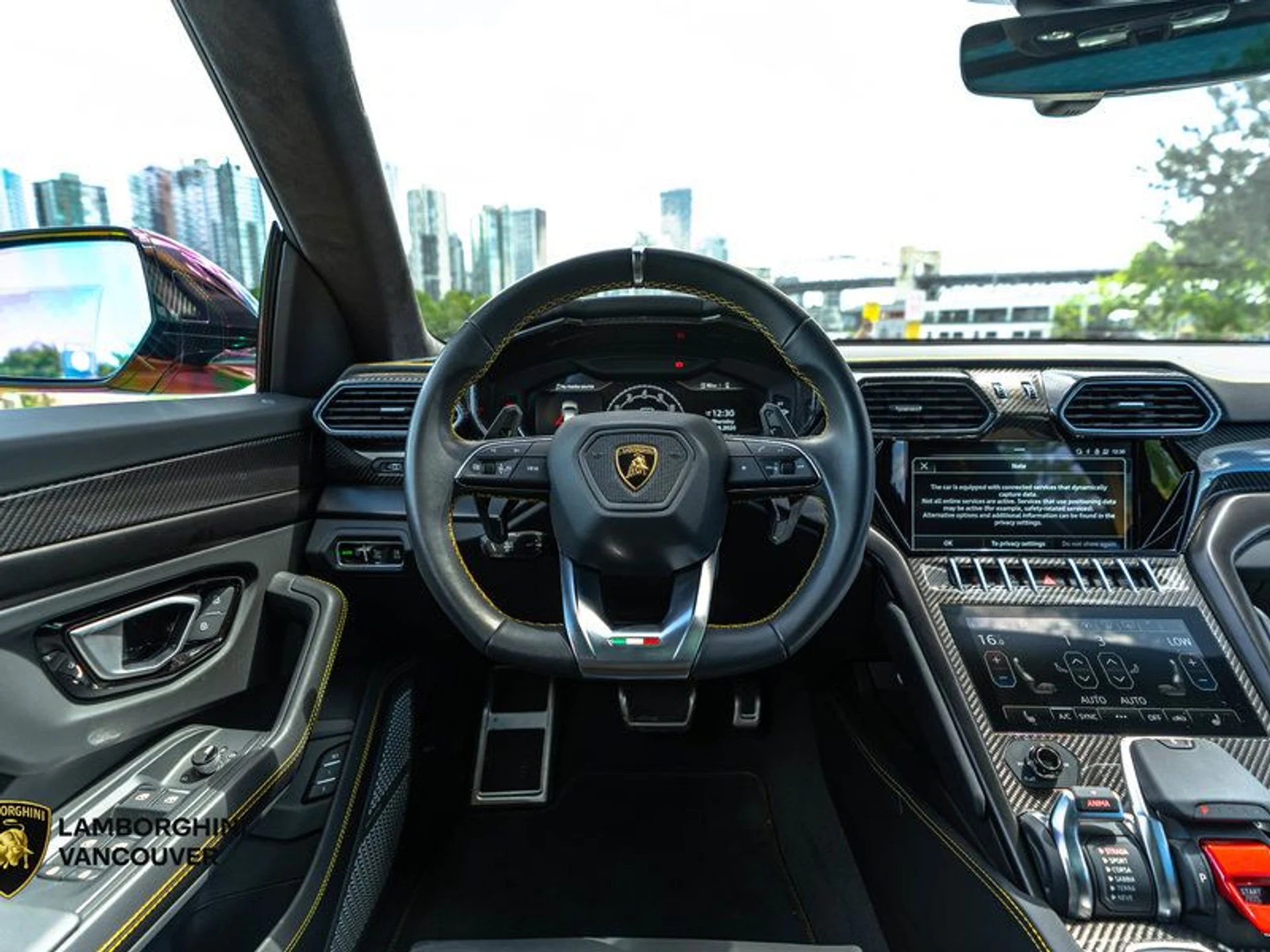 mph012_1575973344_38088919_03931_2024_lamborghini_urus_013_7ff3f86b9b